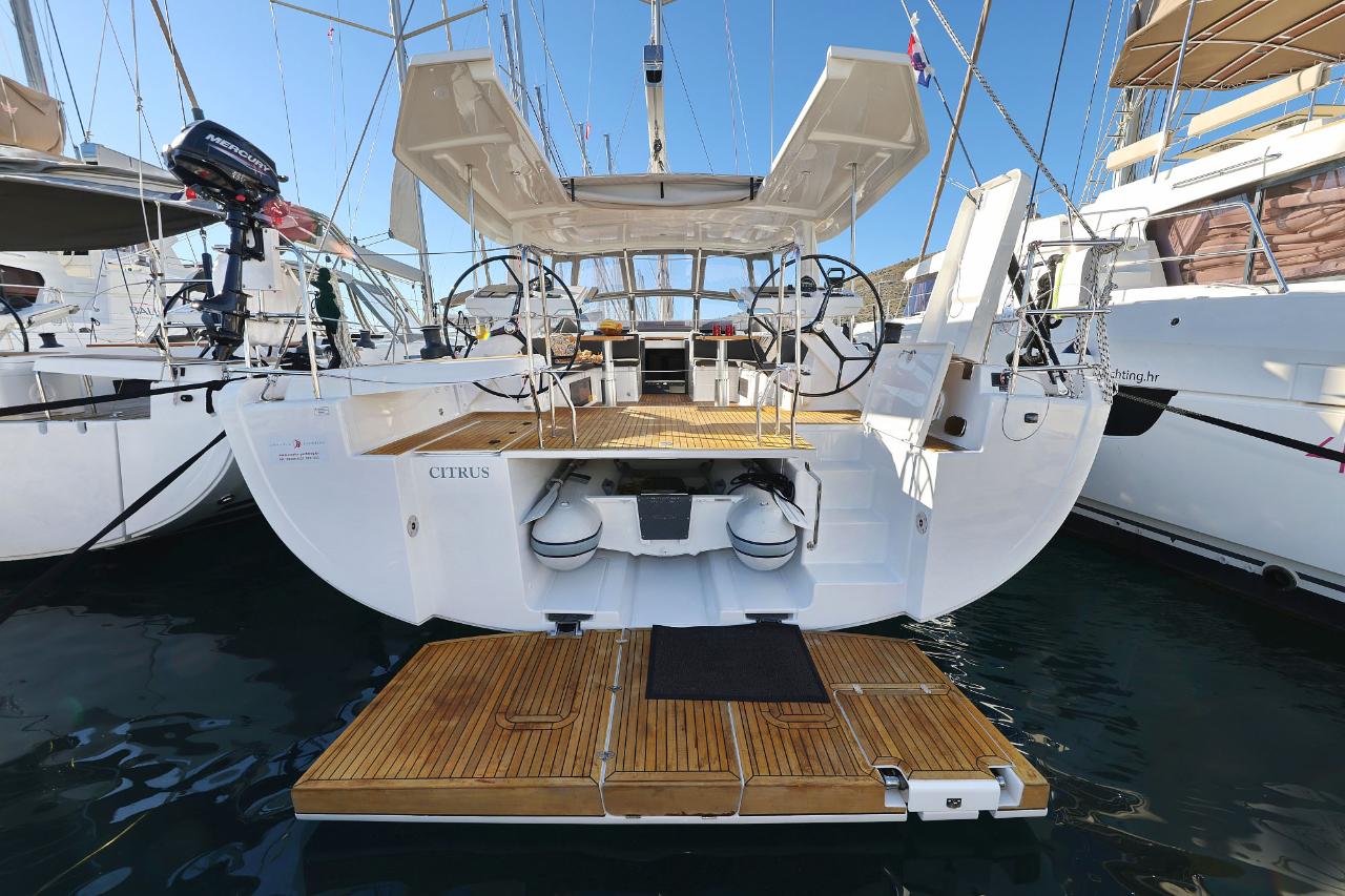 Charter Hanse 588 - 5 + 1 cab. "Citrus" in Seget Donji | Nautilus - Slika 3