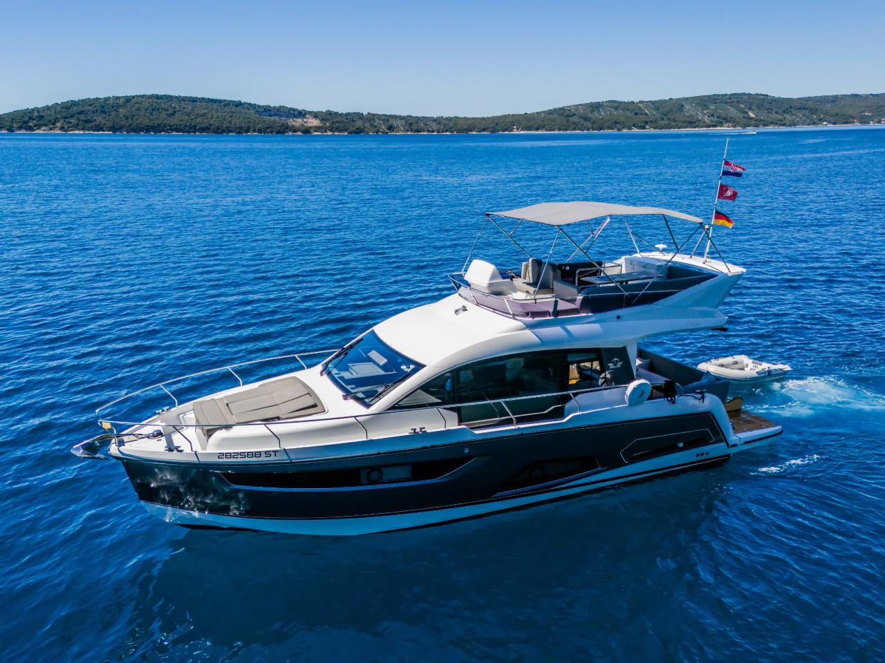 Sealine F430 - Grace II - Split - Marina Kaštela