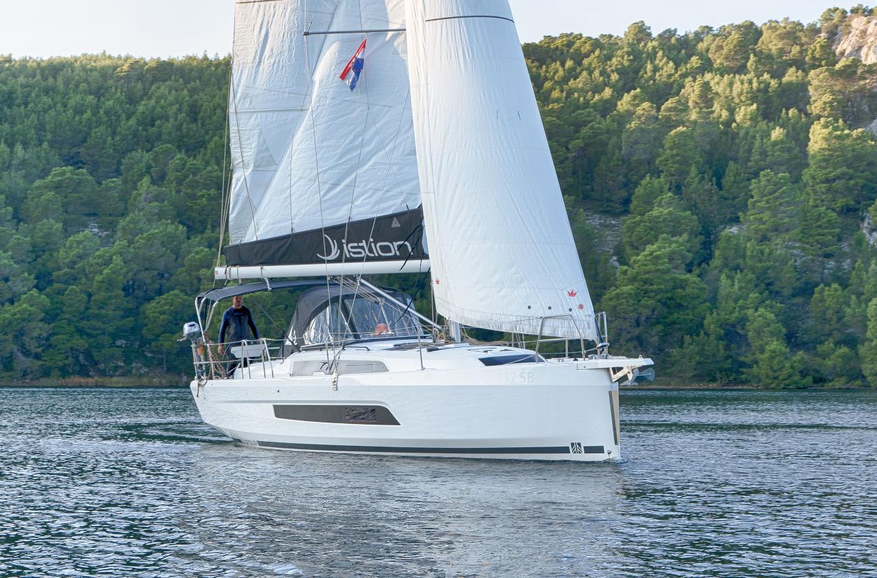 Najam Dufour 37 - 3 cab. "First Laugh" u destinaciji Skradin | Nautilus - Slika 4