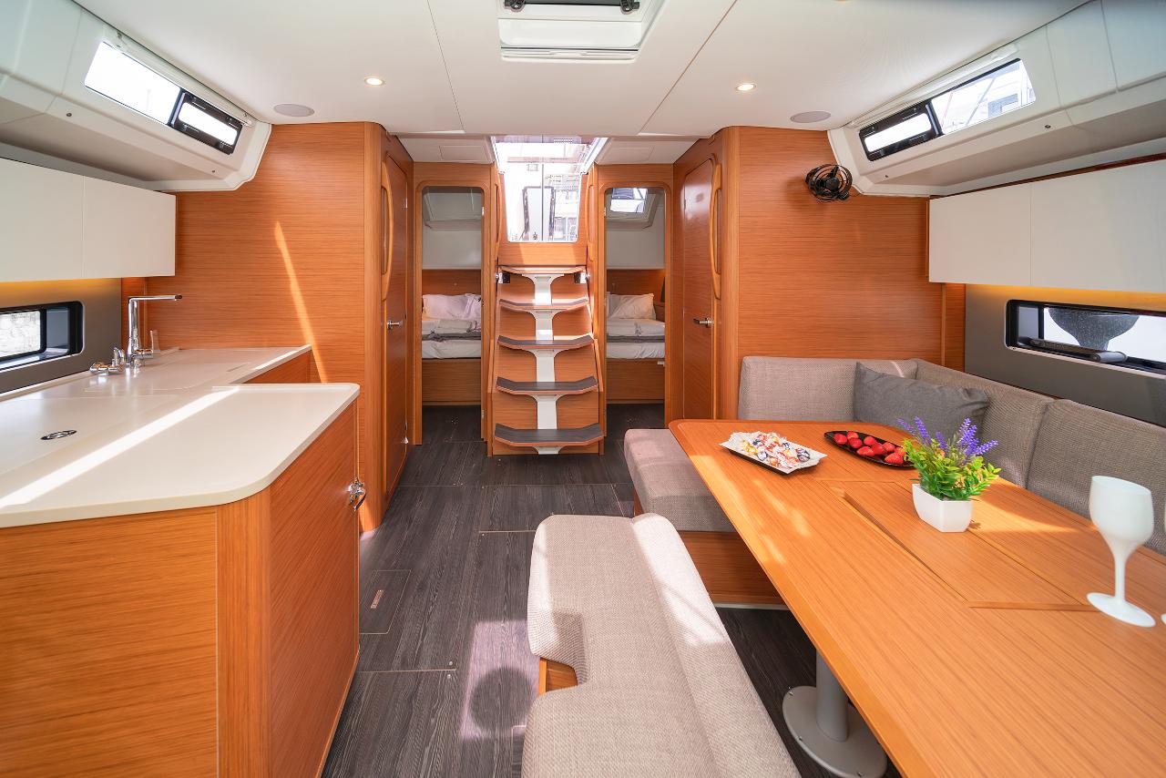 Najam Dufour 41 - 3 cab. "Grace" u destinaciji Alimos | Nautilus - Slika 4