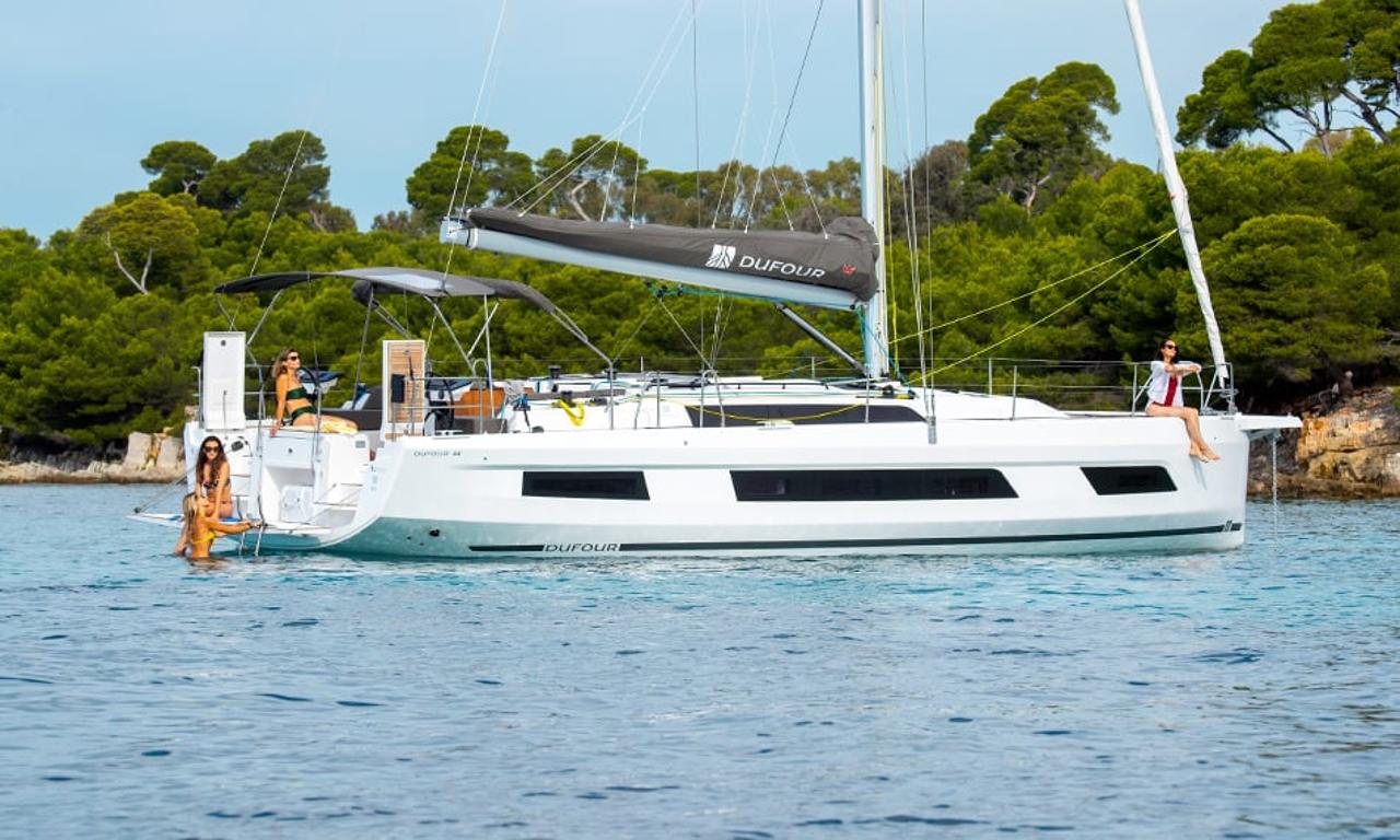 Charter Dufour 44 - 4 cab "One Heart" in Preveza | Nautilus