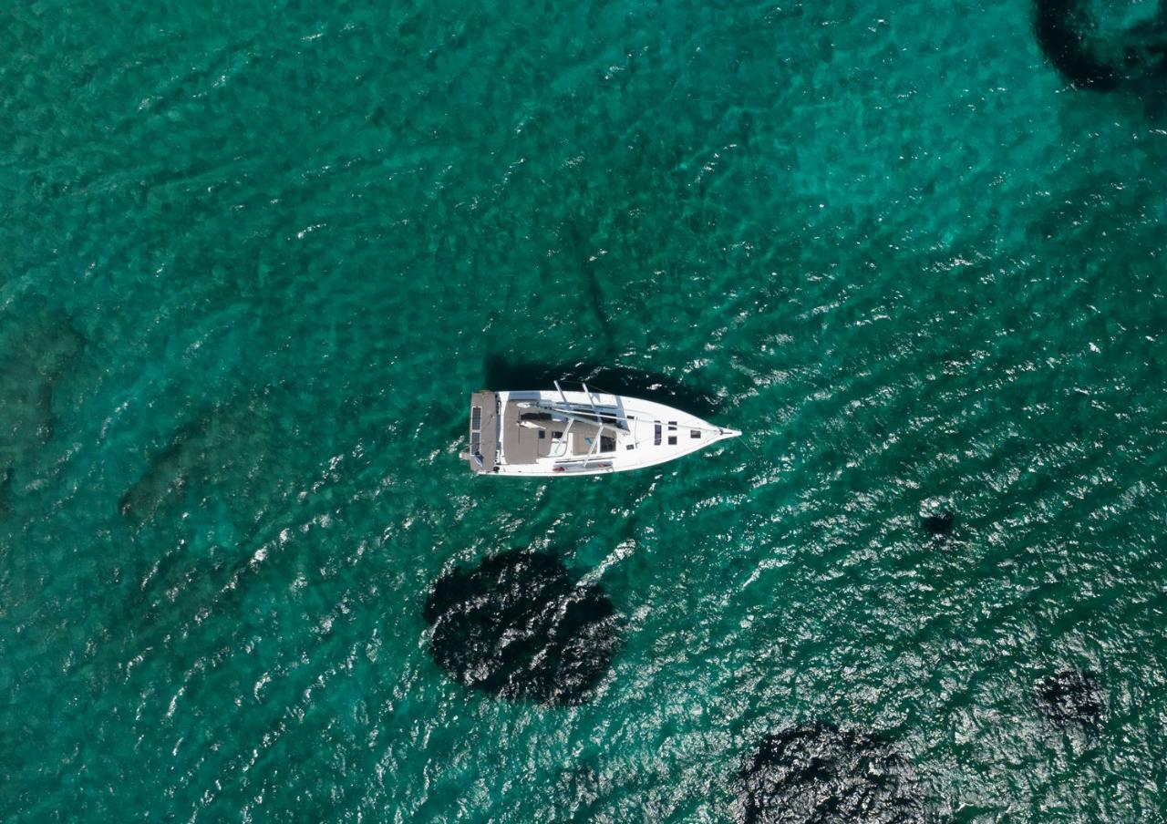 Charter Dufour 470 - 5 cab. "Andromeda" in Alimos | Nautilus - Slika 4