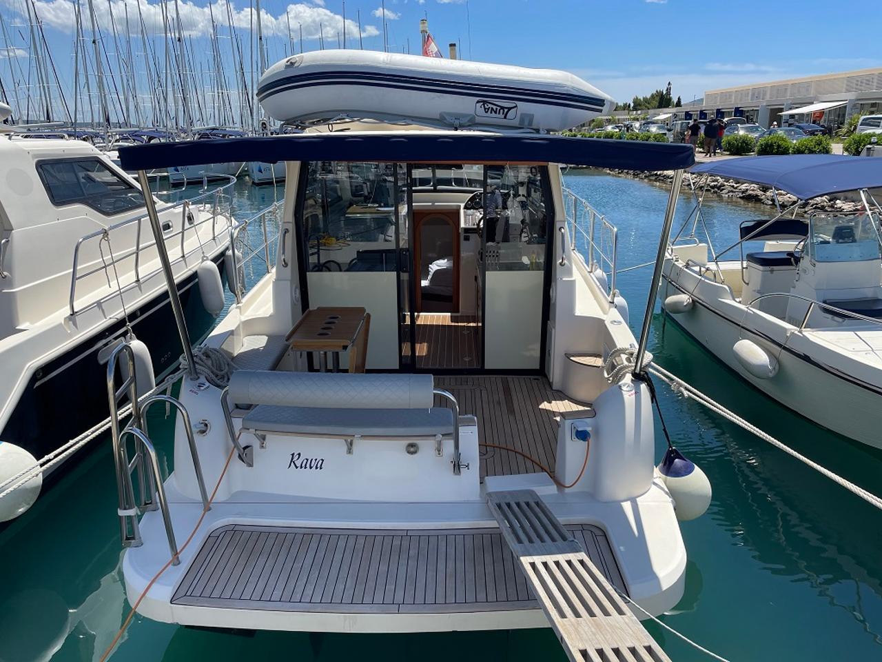 Charter Vektor 950 "Rava" in Sukošan | Nautilus - Slika 3