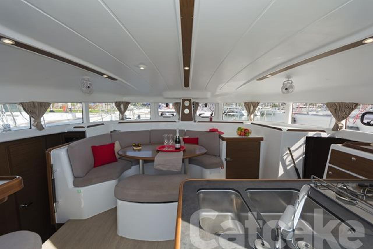 Najam Lagoon 380 S2 - 4 + 2 cab. "Catcake" u destinaciji Municipal Unit of Lefkada | Nautilus - Slika 4