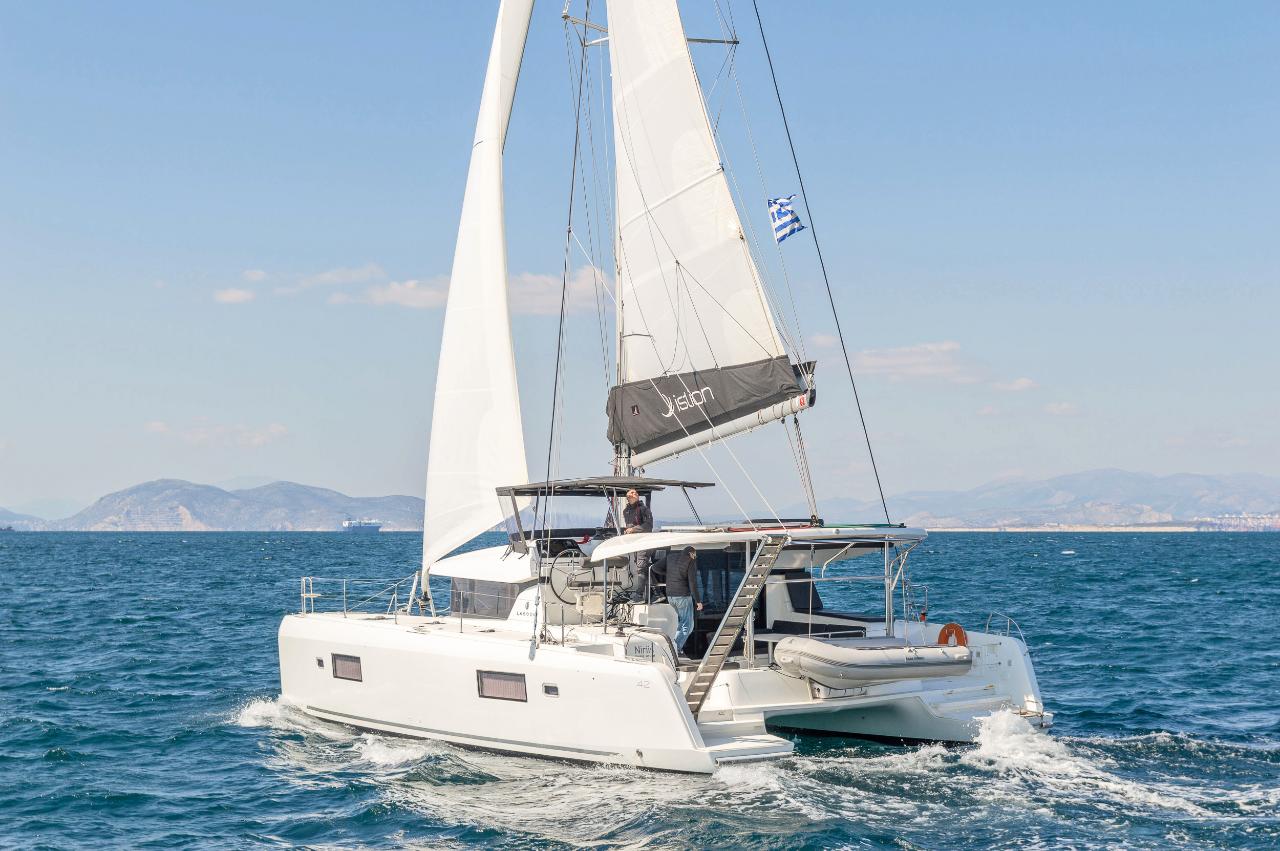 Najam Lagoon 42 - 4 + 2 cab. "Amici" u destinaciji Alimos | Nautilus - Slika 4