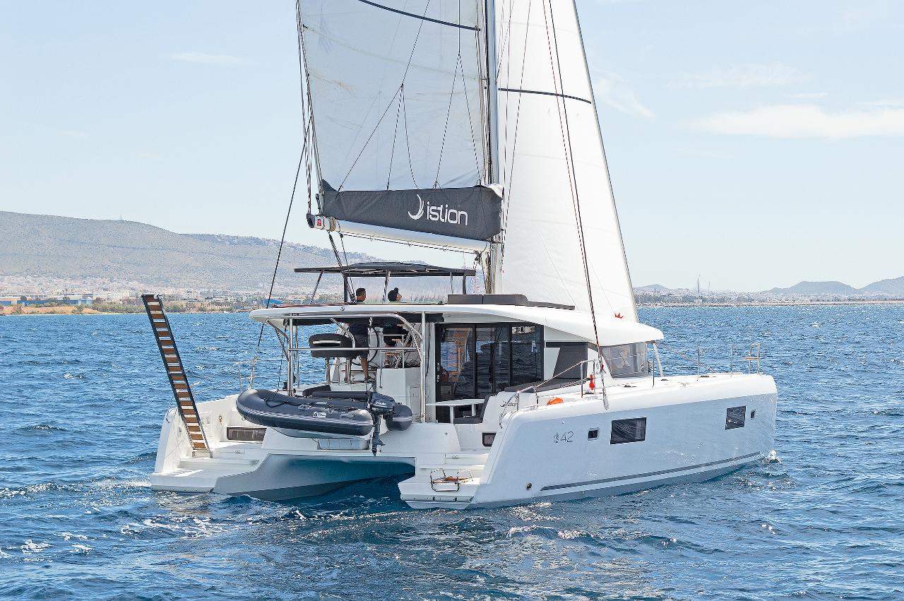 Najam Lagoon 42 - 4 + 2 cab. "Dream Waters" u destinaciji Volos | Nautilus - Slika 3