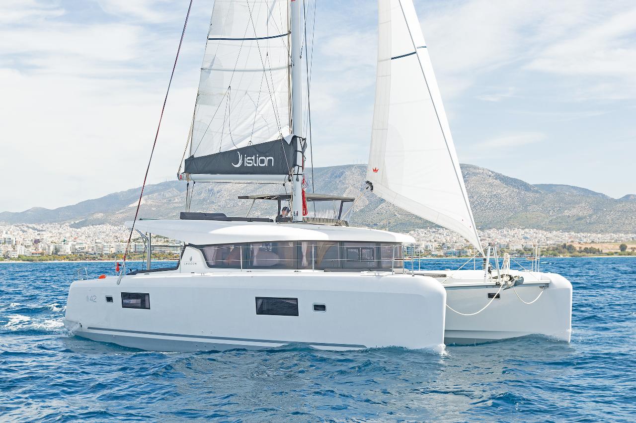 Charter Lagoon 42 - 4 + 2 cab. "Eternity" in Parikia | Nautilus - Slika 4