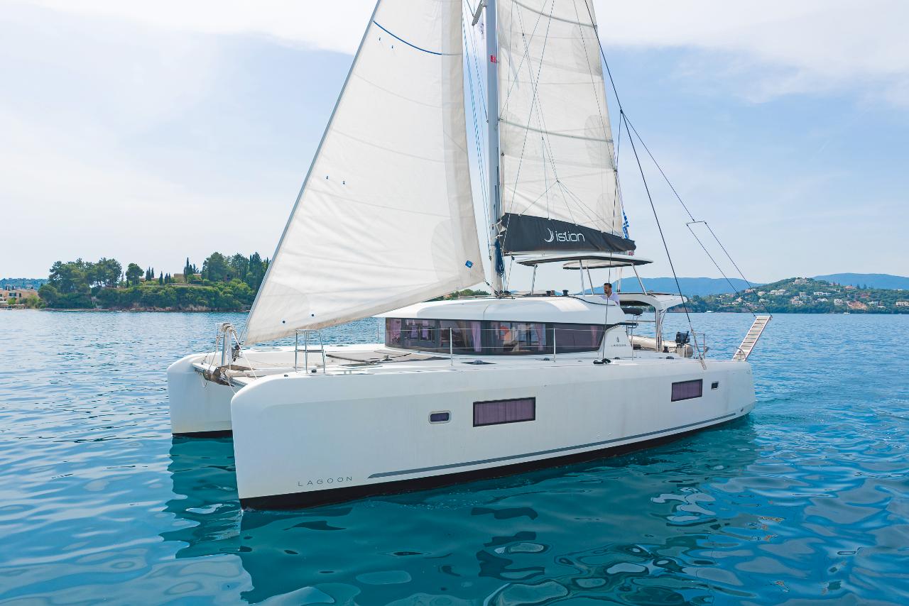Najam Lagoon 42 - 4 + 2 cab. "Four Seasons" u destinaciji Krf | Nautilus - Slika 3