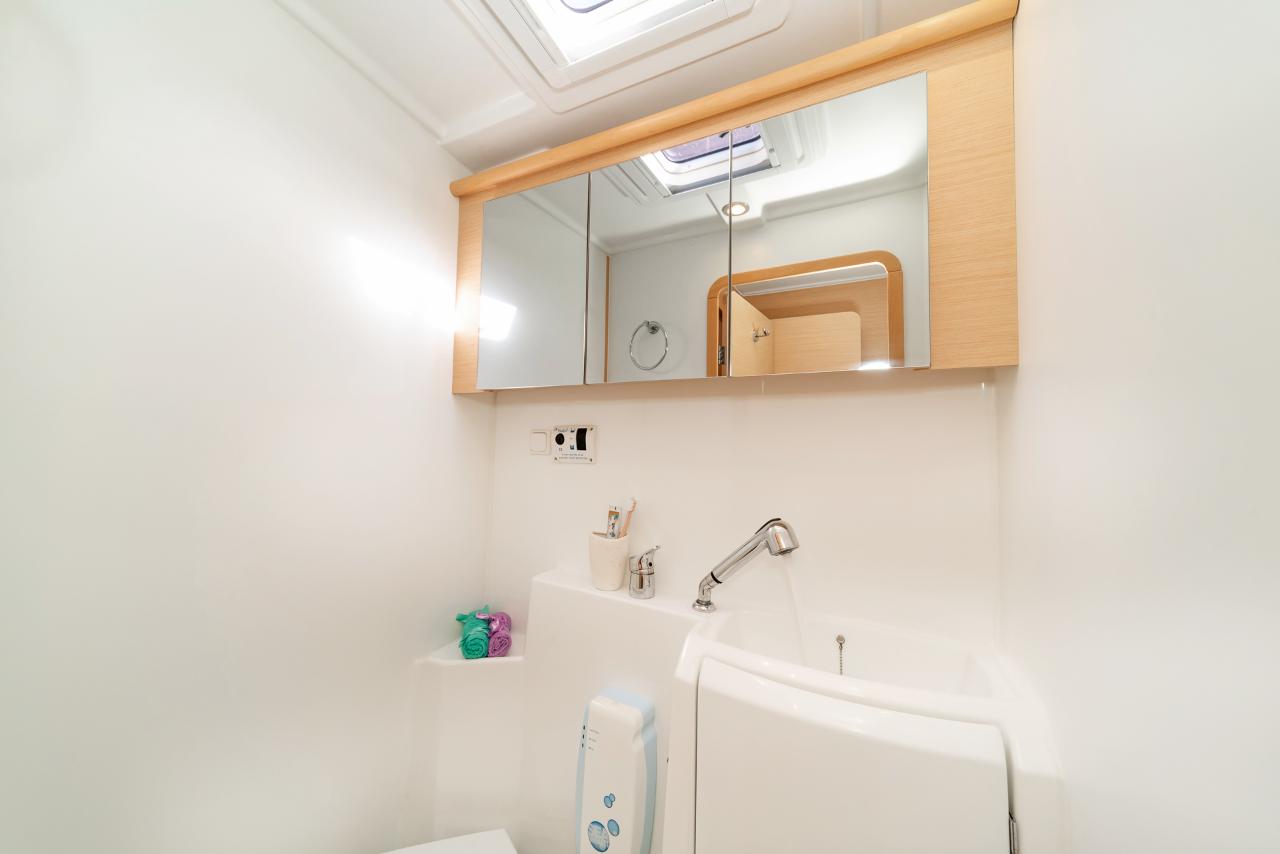 Najam Lagoon 421 - 4 + 2 cab. "Silverstar II" u destinaciji Lavreotiki Municipal Unit | Nautilus - Slika 3