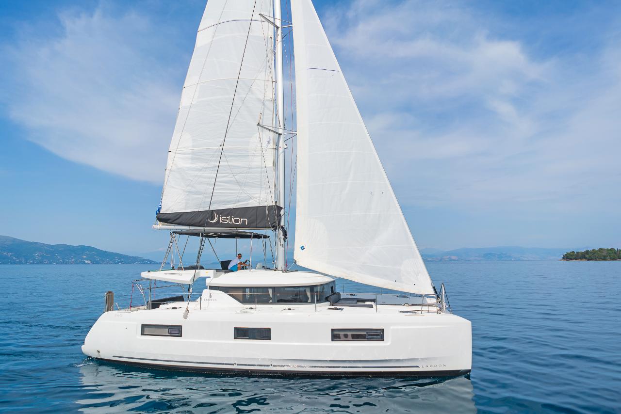 Charter Lagoon 46 - 4 + 2 cab. "If" in Krf | Nautilus - Slika 3