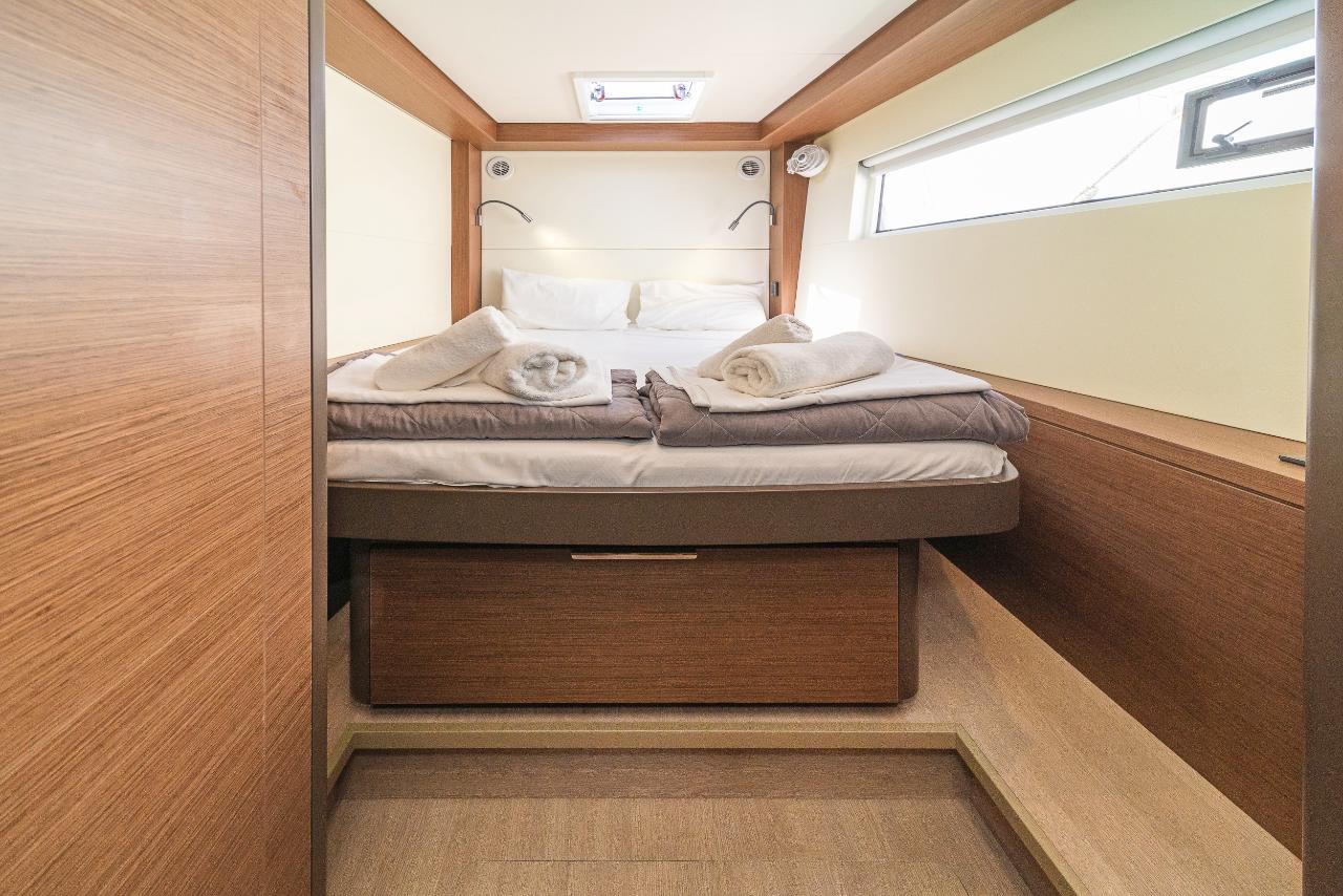 Najam Lagoon 50 - 6 + 2 cab. "Reina" u destinaciji Alimos | Nautilus - Slika 4