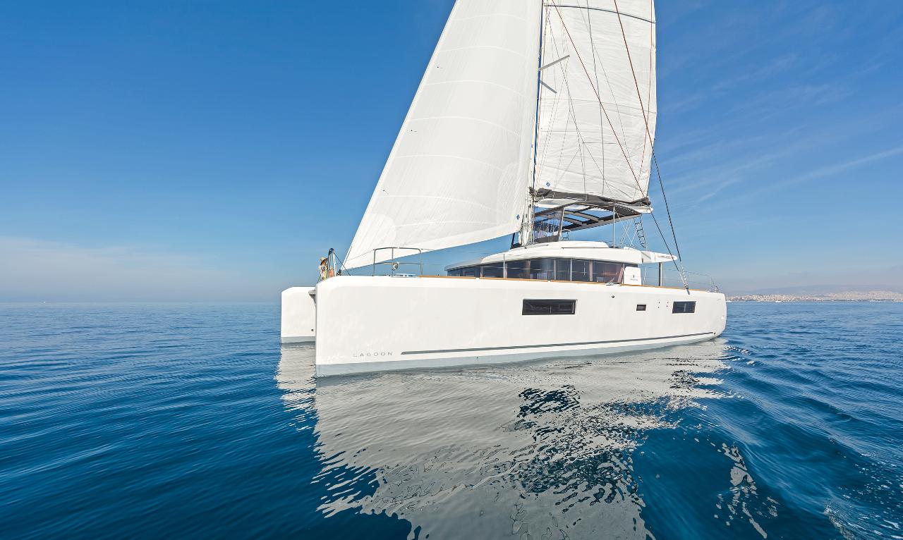 Charter Lagoon 52 - 6 cab. "Summer Star" in Alimos | Nautilus - Slika 3