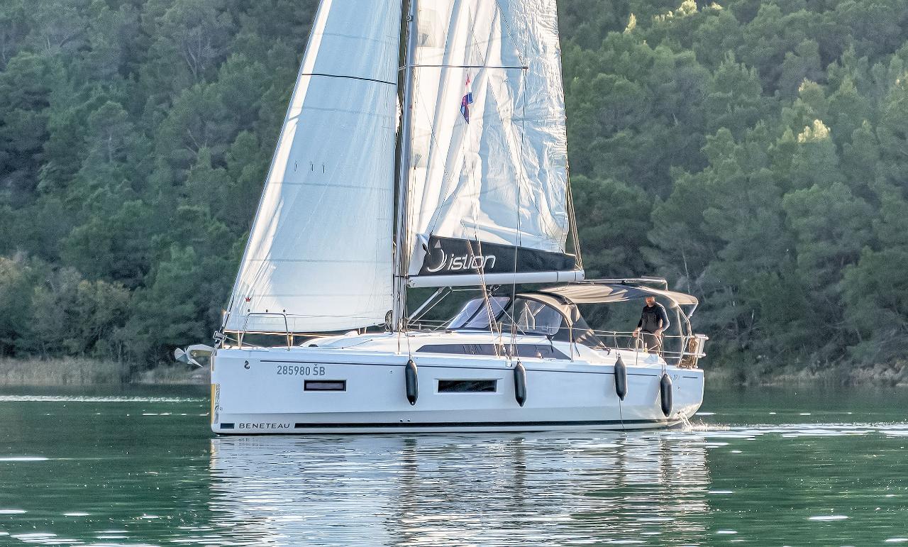 Charter Oceanis 37.1 "First Dream" in Skradin | Nautilus - Slika 4