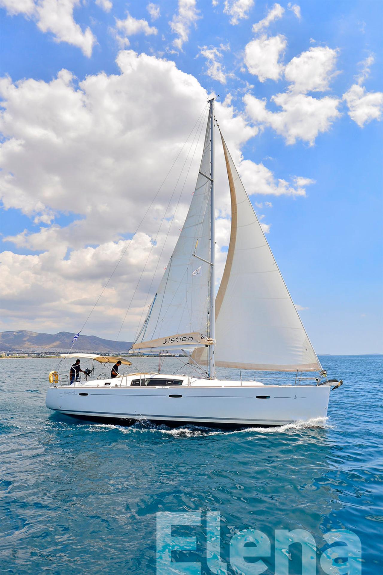 Charter Oceanis 43 "Elena" in Alimos | Nautilus