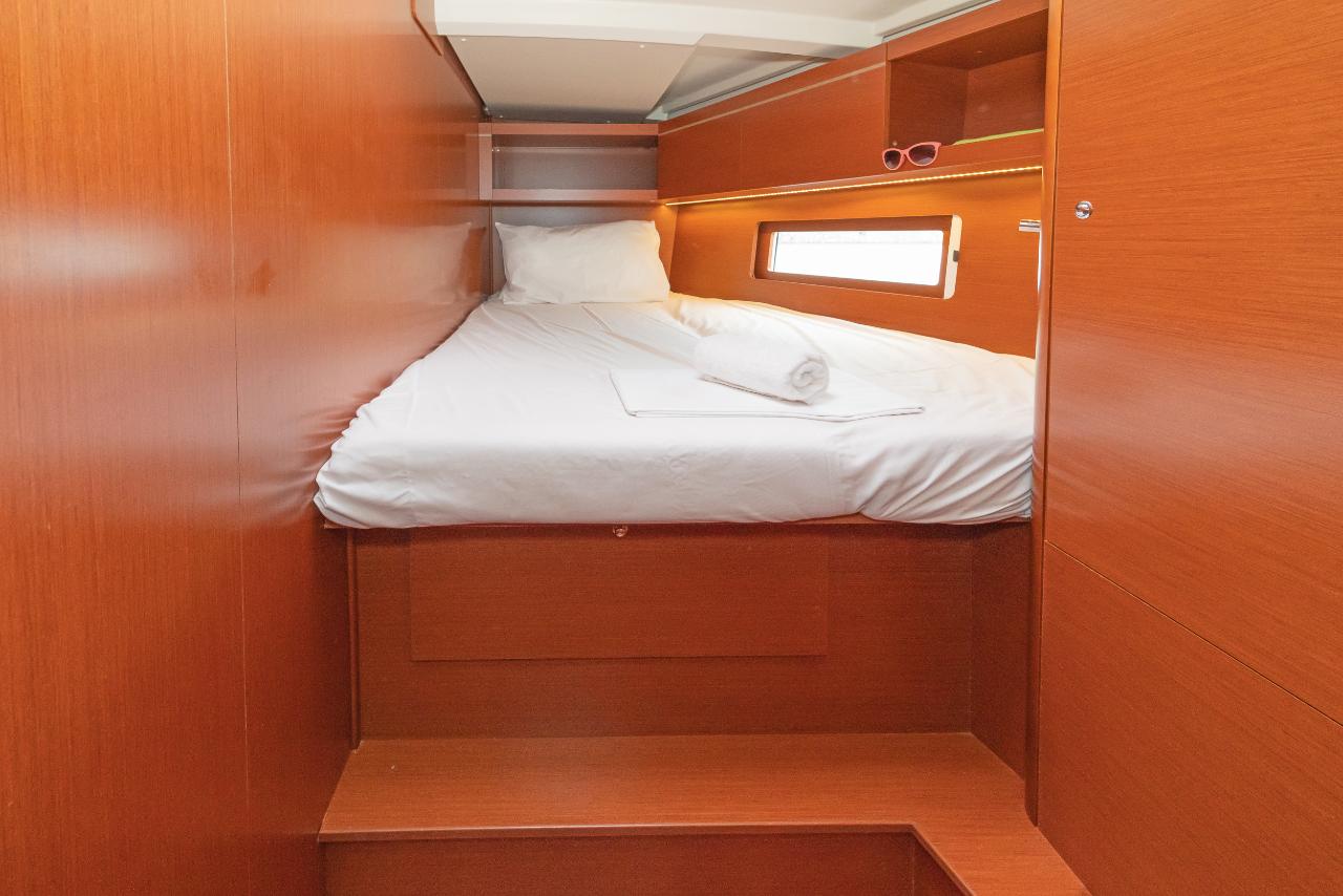 Najam Oceanis 46.1 - 4 cab. "Almyra" u destinaciji Alimos | Nautilus - Slika 4