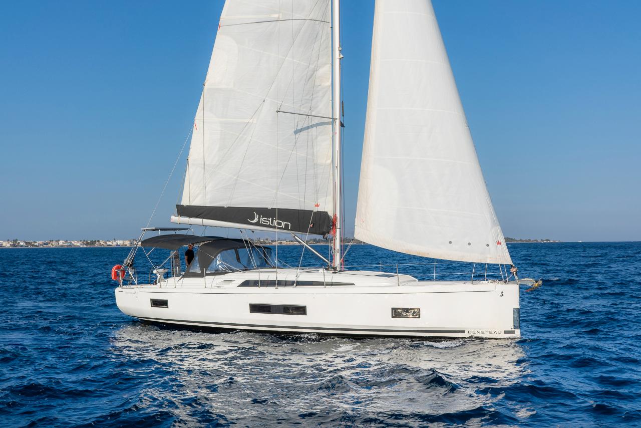 Najam Oceanis 46.1 "Salty Kiss" u destinaciji Kos | Nautilus - Slika 4