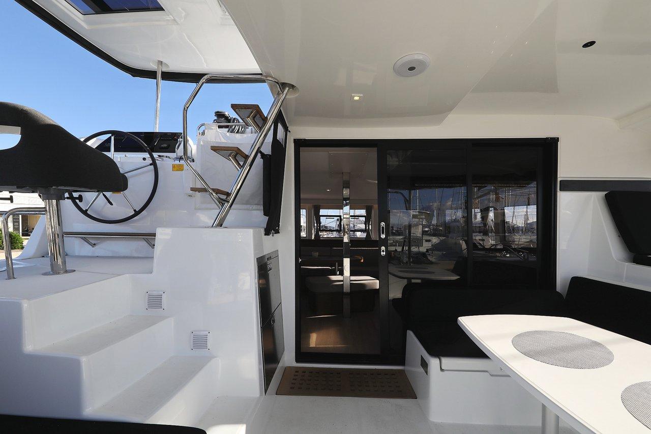 Najam Lagoon 42 - 4 + 2 cab. "Rea" u destinaciji Sukošan | Nautilus - Slika 3