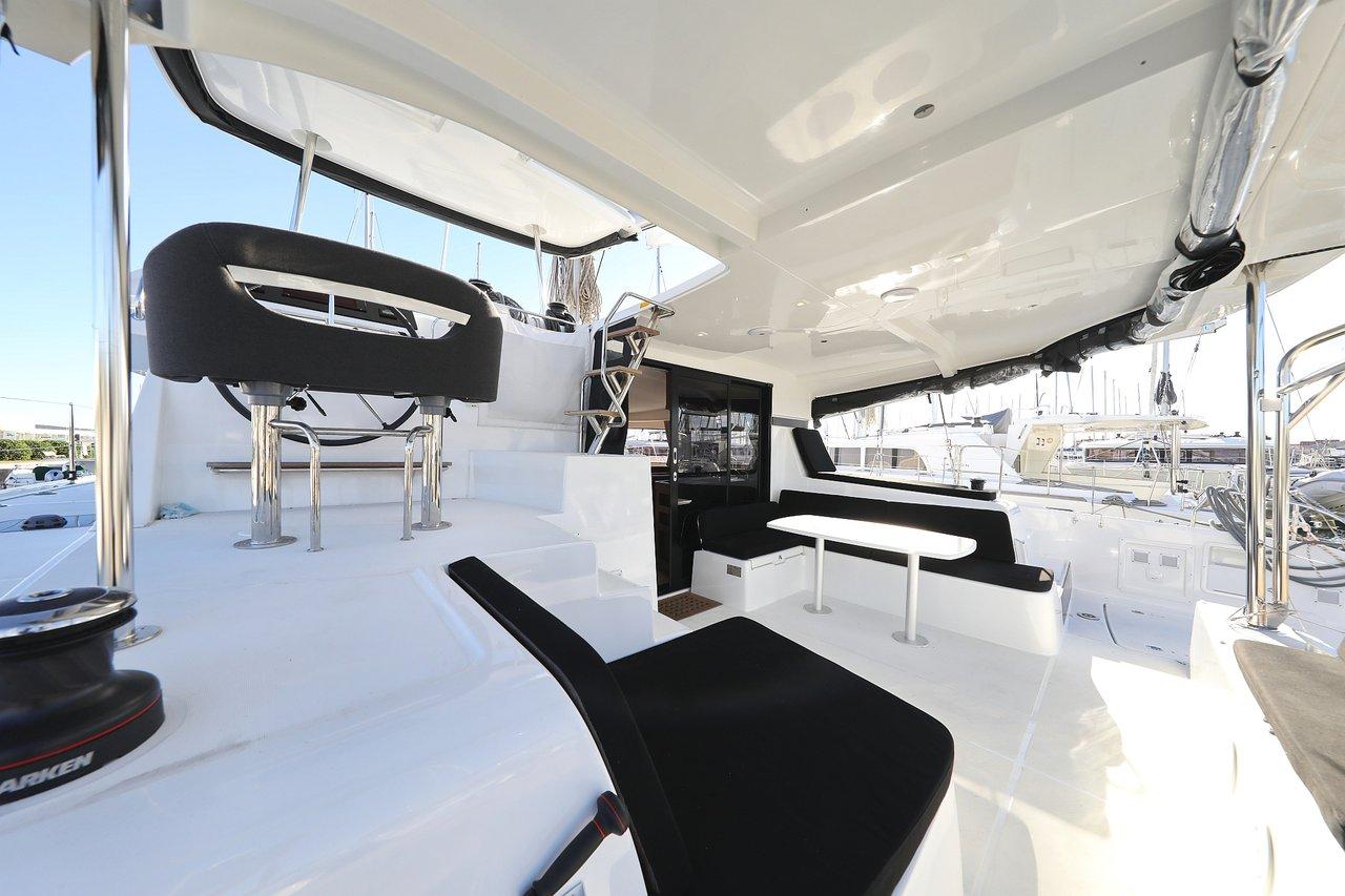 Najam Lagoon 42 - 4 + 2 cab. "Rea" u destinaciji Sukošan | Nautilus - Slika 4