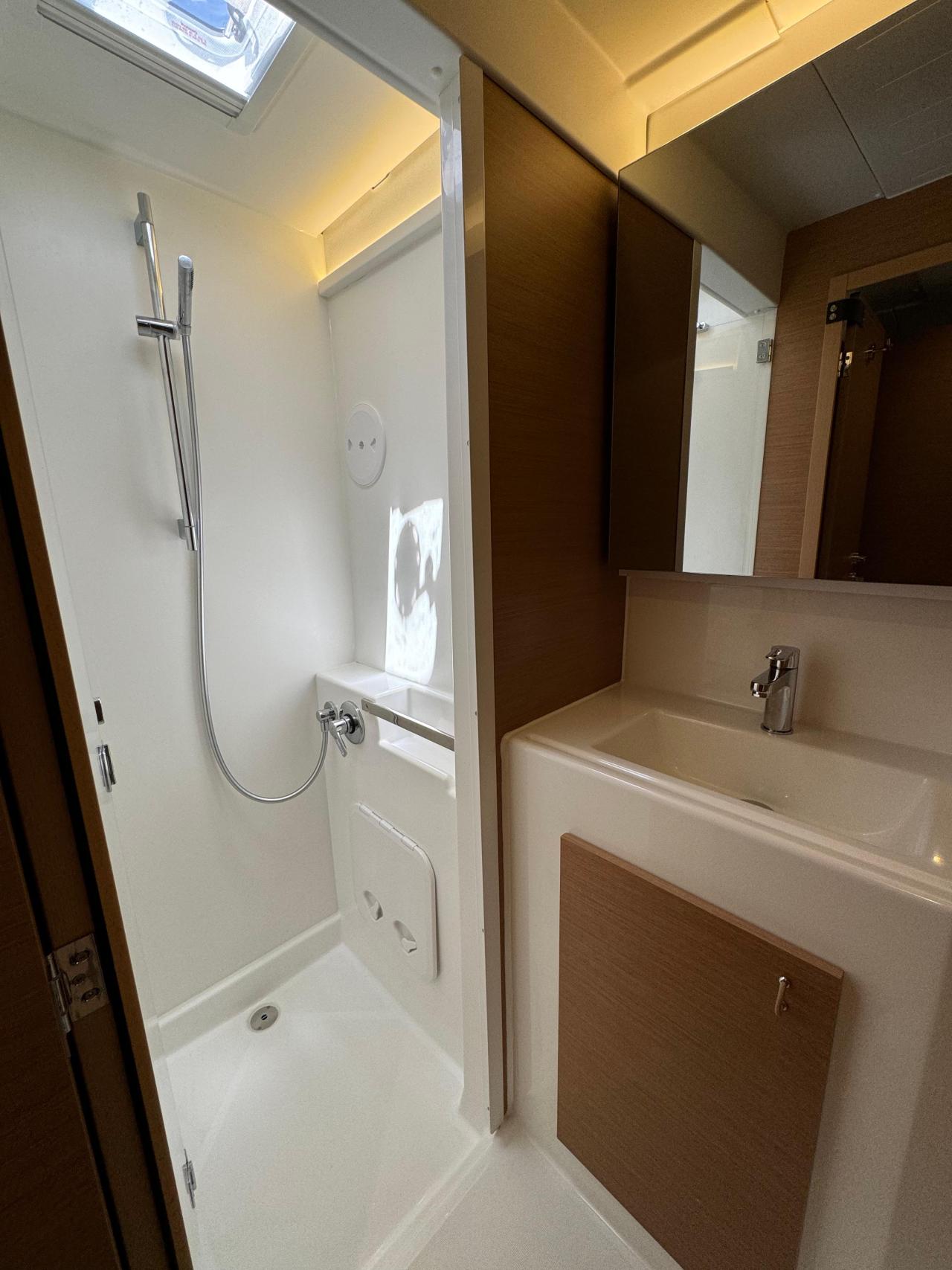 Najam Excess 14 - 4 + 2 cab. "Blue Kiss" u destinaciji Dubrovnik | Nautilus - Slika 4