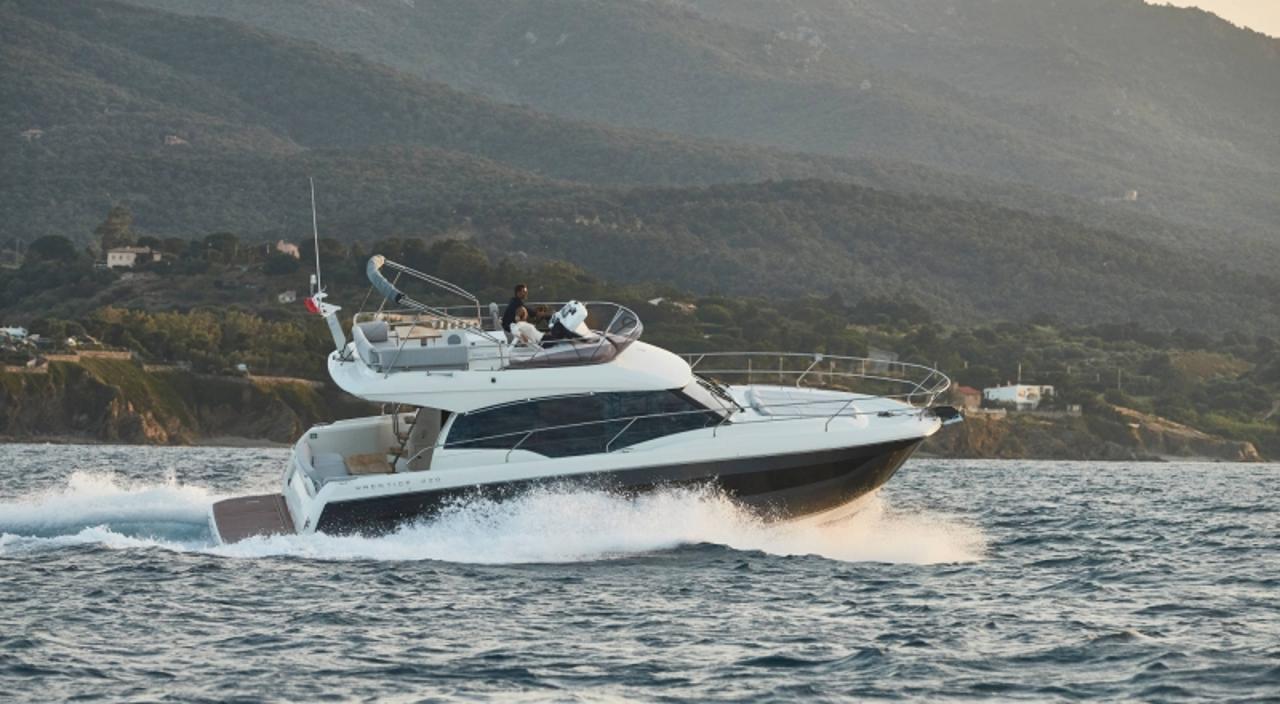 Najam Prestige 420 Fly - 2 cab. "Martin" u destinaciji Split | Nautilus - Slika 3