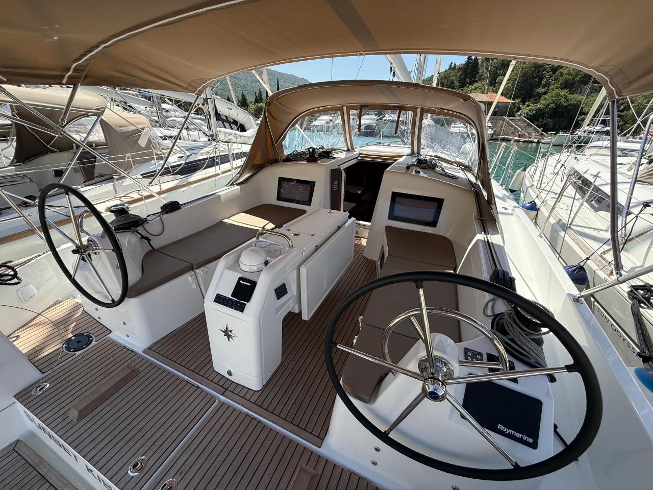 Najam Sun Odyssey 410 - 3 cab. "Sunset Kiss" u destinaciji Dubrovnik | Nautilus - Slika 4