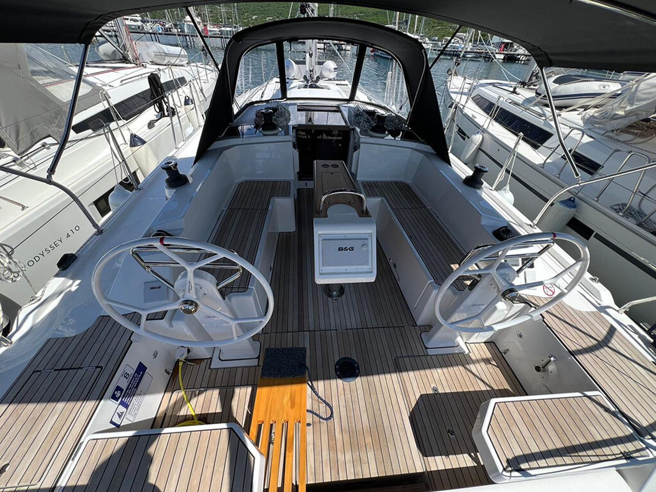 Najam Bavaria C38 "Moya" u destinaciji Trogir | Nautilus - Slika 4