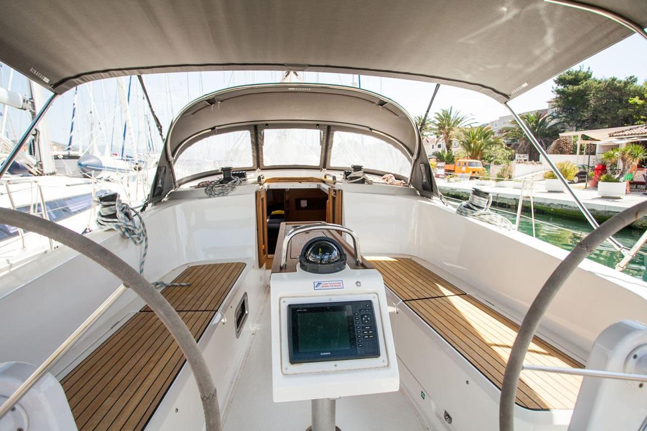 Charter Bavaria Cruiser 41 - 3 cab. "Dolce vita" in Trogir | Nautilus - Slika 4