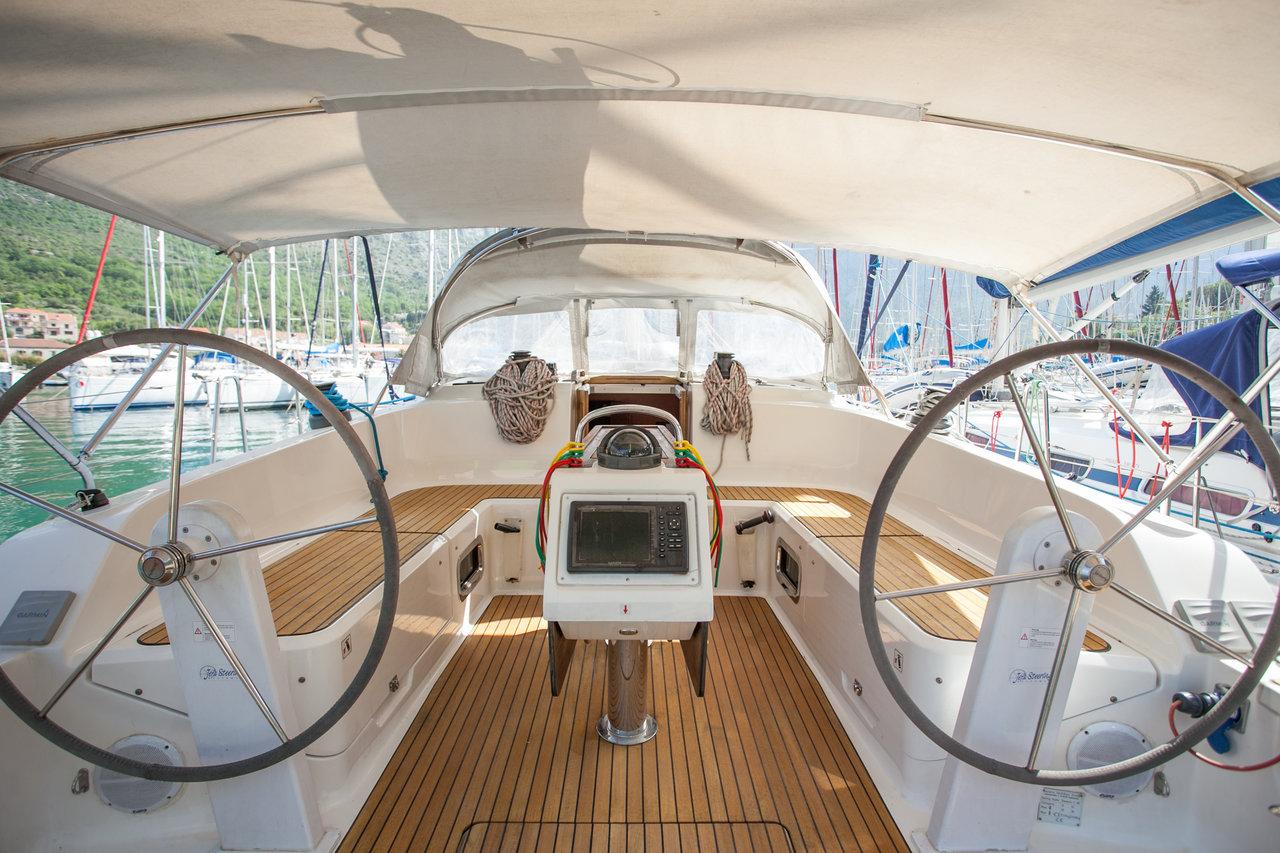 Najam Bavaria Cruiser 46 - 4 cab. "Easy Point" u destinaciji Trogir | Nautilus - Slika 3