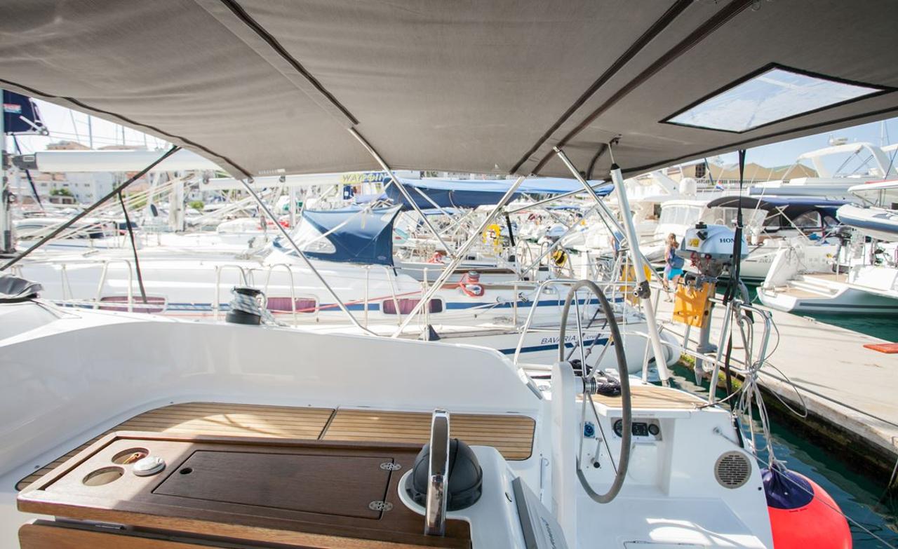 Charter Bavaria Cruiser 46 - 4 cab. "Set Point" in Trogir | Nautilus - Slika 4