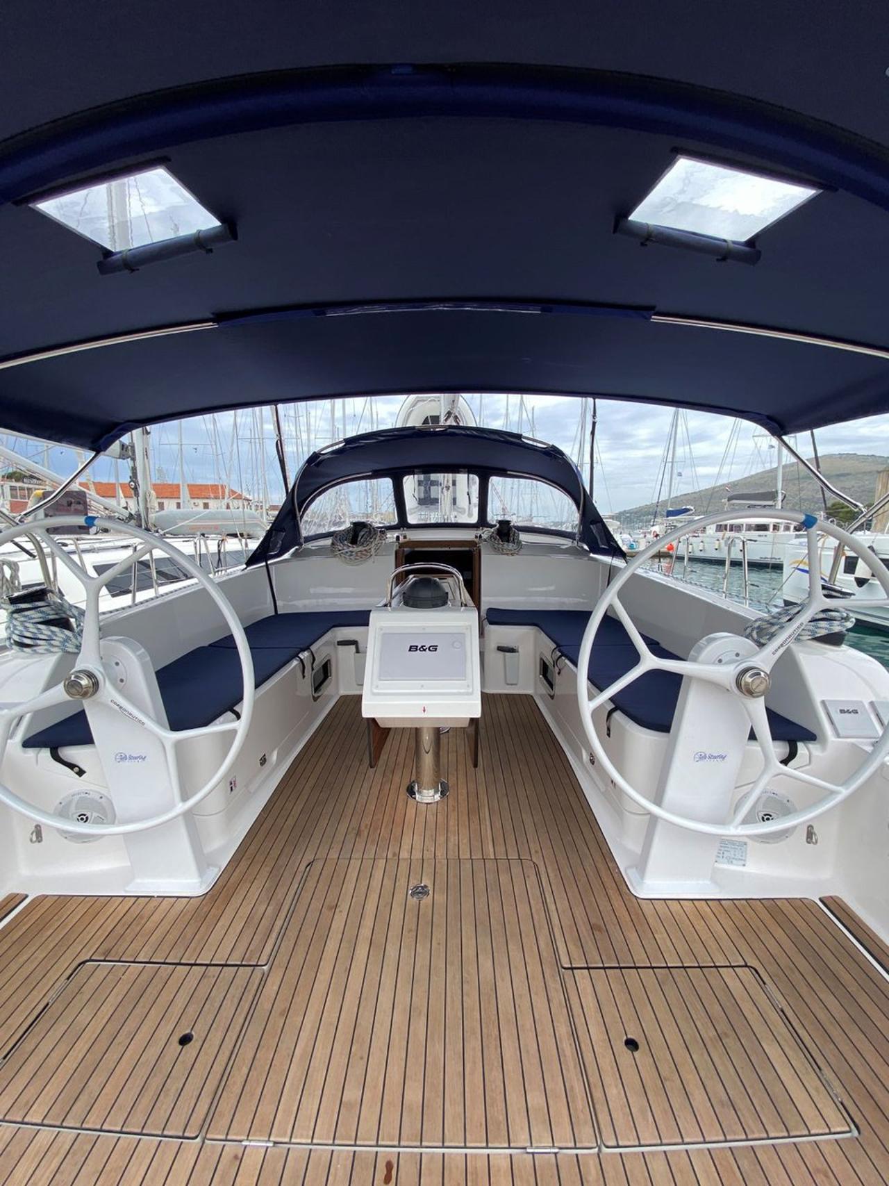 Najam Bavaria Cruiser 46 - 4 cab. "Tess Point" u destinaciji Trogir | Nautilus - Slika 4
