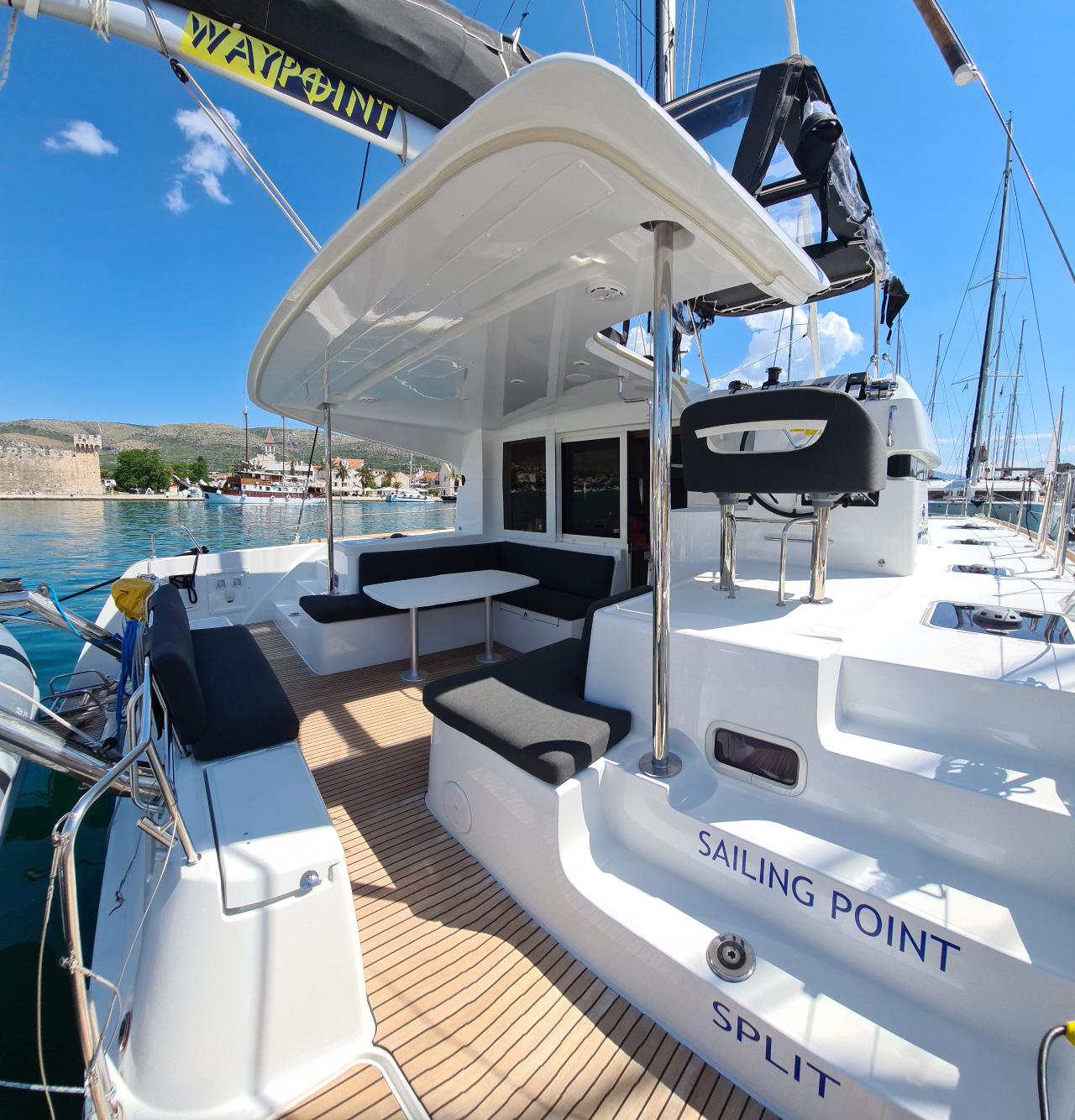 Charter Lagoon 40 - 4 + 2 cab "Sailing Point" in Trogir | Nautilus - Slika 3