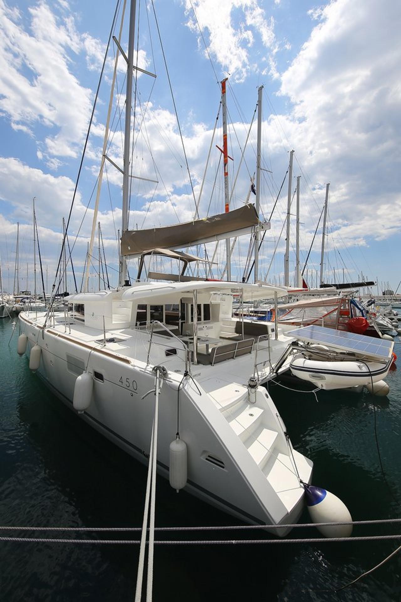 Najam Lagoon 450 - 4 + 2 cab. "Ladies and Gentlemen" u destinaciji Sukošan | Nautilus - Slika 3