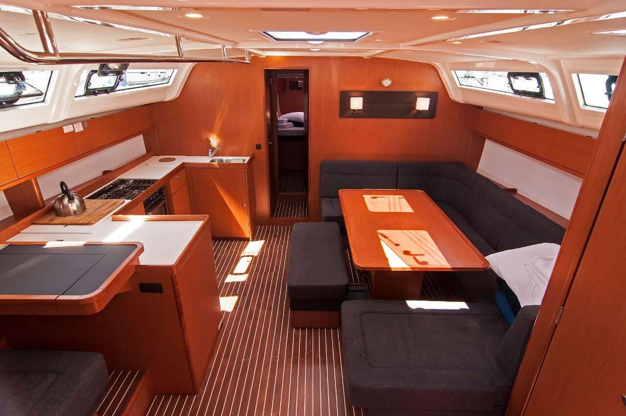 Najam Bavaria Cruiser 51 "Ivana" u destinaciji Split | Nautilus - Slika 4