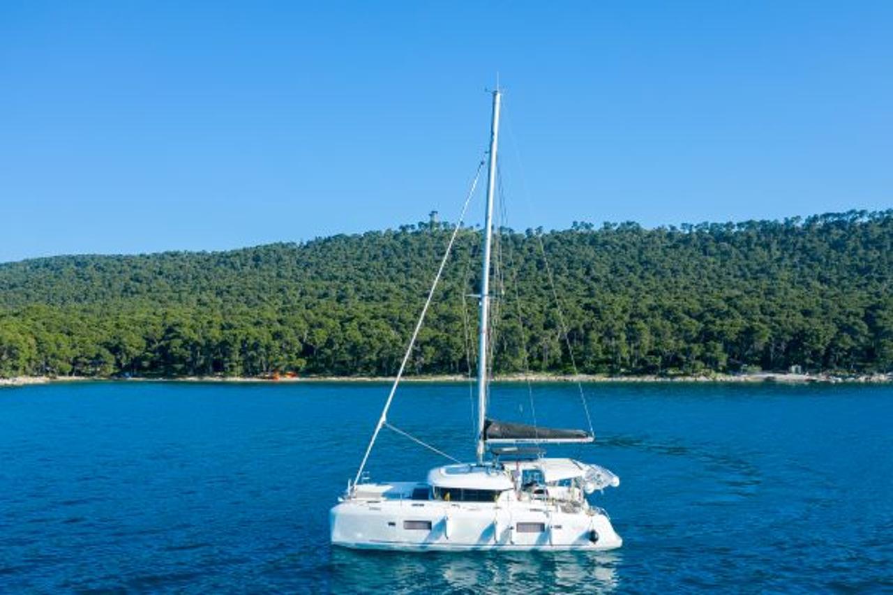 Najam Lagoon 42 - 4 + 2 cab. "Ladesta" u destinaciji Kaštela | Nautilus - Slika 4