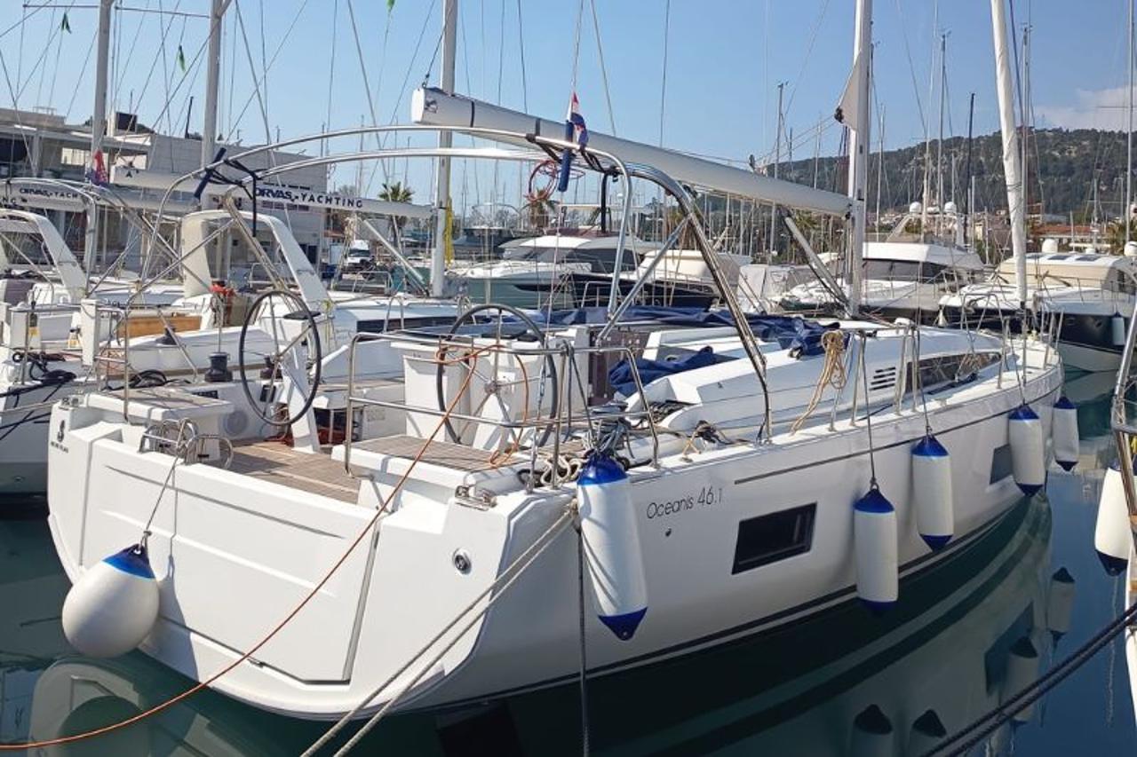 Najam Oceanis 46.1 "Brisnik" u destinaciji Split | Nautilus - Slika 3