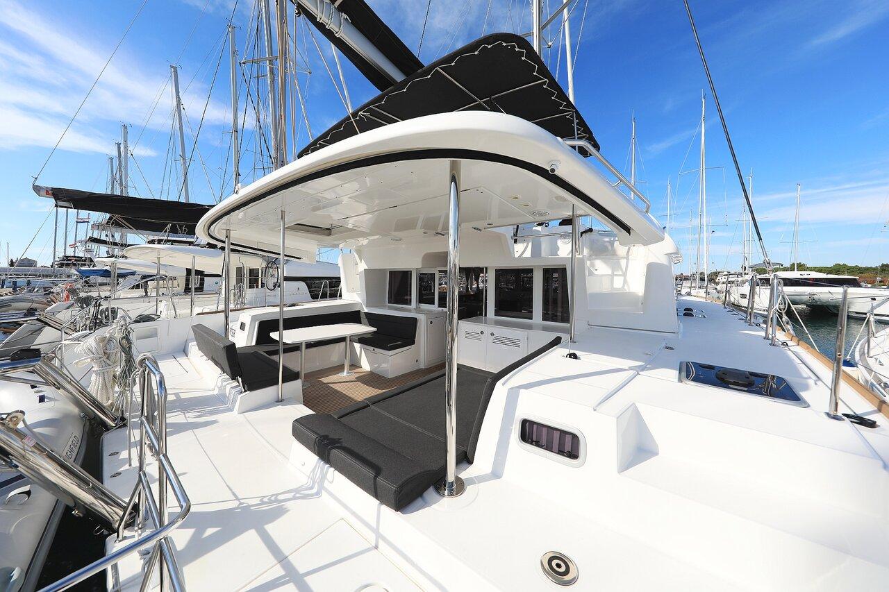 Noleggio Lagoon 450 F - 4 + 2 cab. "Oliver" a Sukošan | Nautilus - Slika 4