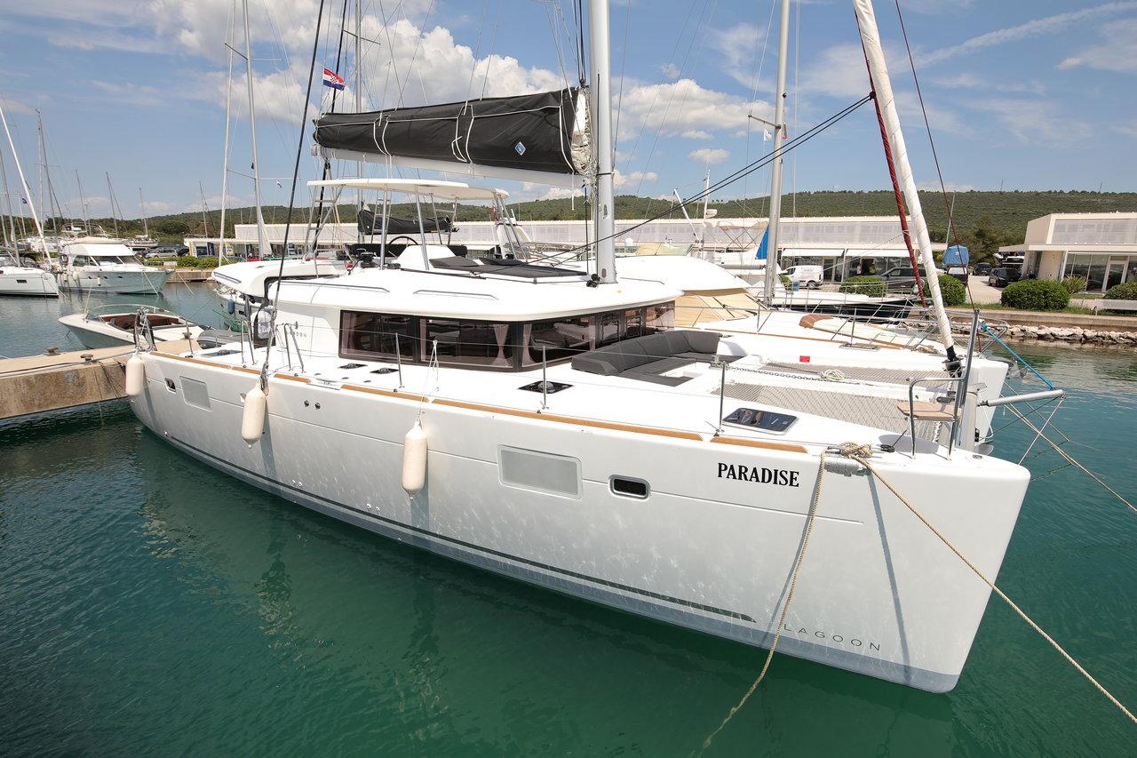 Charter Lagoon 450 F - 4 + 2 cab. "Paradise" in Sukošan | Nautilus - Slika 3