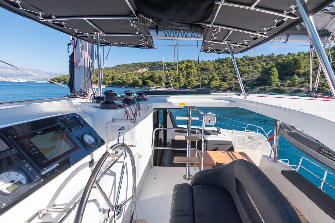 Najam Lagoon 42 OW "Find Us" u destinaciji Kaštela | Nautilus - Slika 4