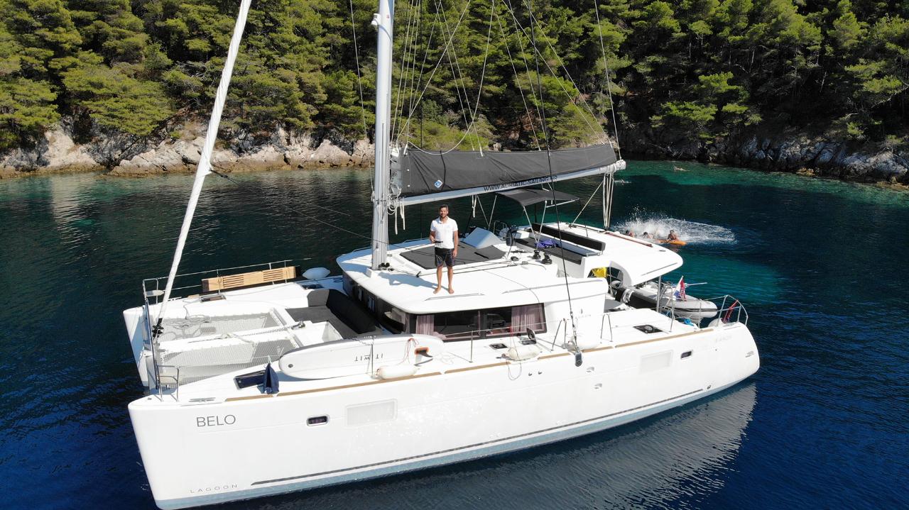 Najam Lagoon 450 F - 4 + 2 cab. "Belo" u destinaciji Kaštela | Nautilus - Slika 3
