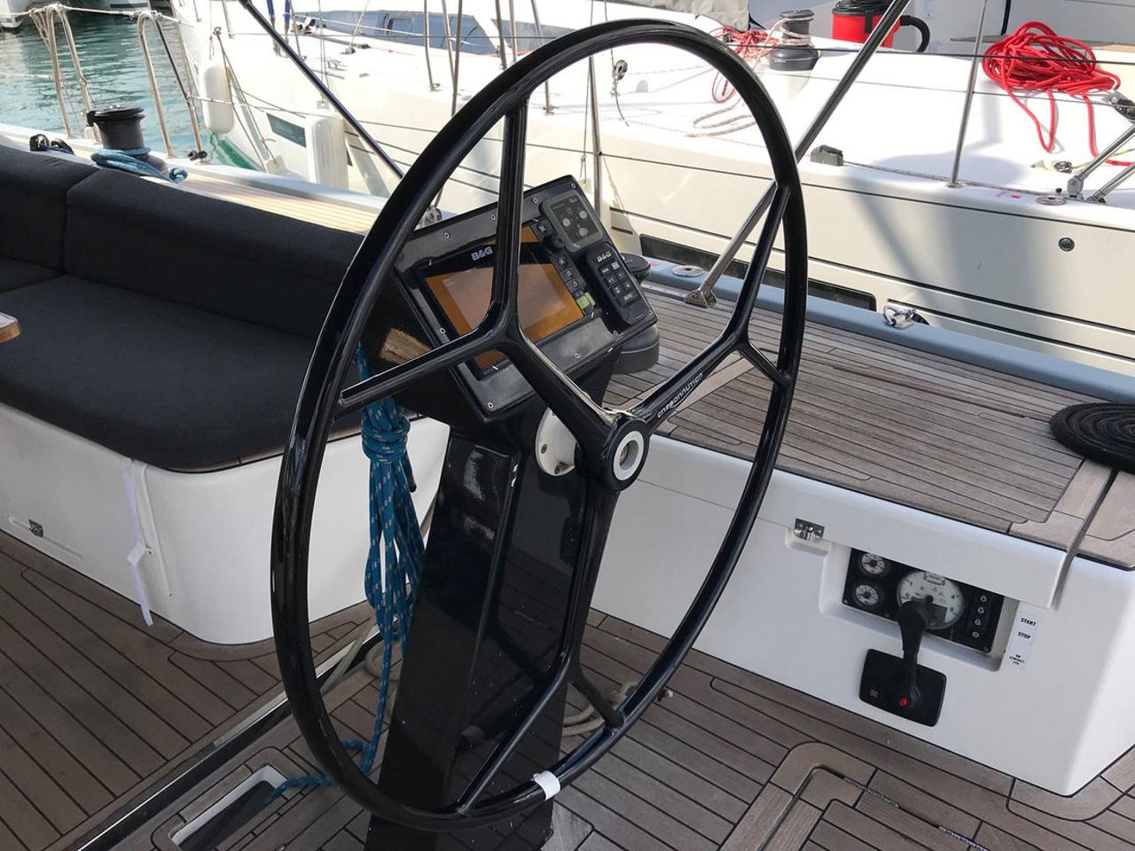 Najam More 55 "Athene" u destinaciji Kaštela | Nautilus - Slika 4