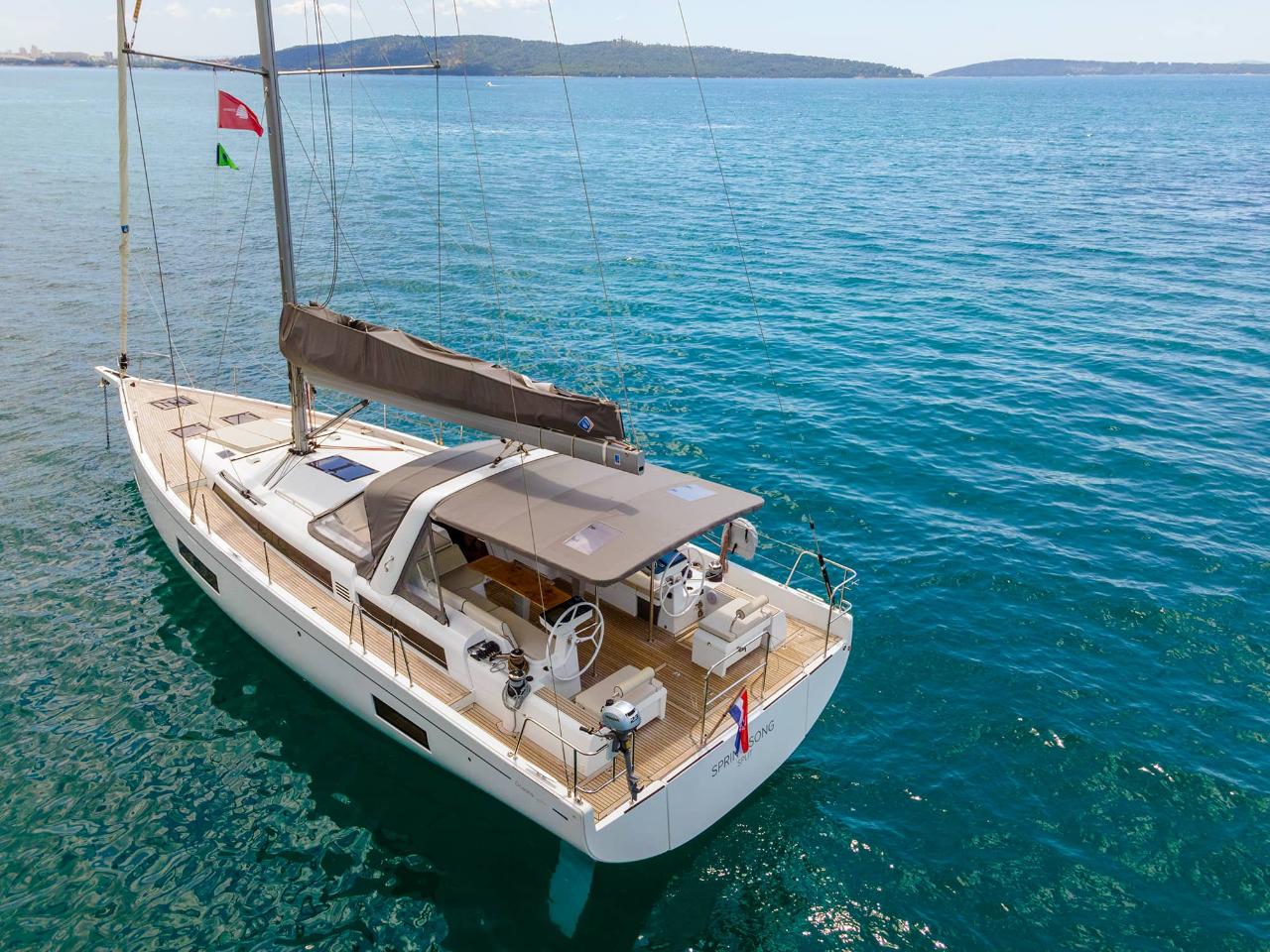 Najam Oceanis 54 - 3 + 1 cab. "Spring Song" u destinaciji Kaštela | Nautilus - Slika 3