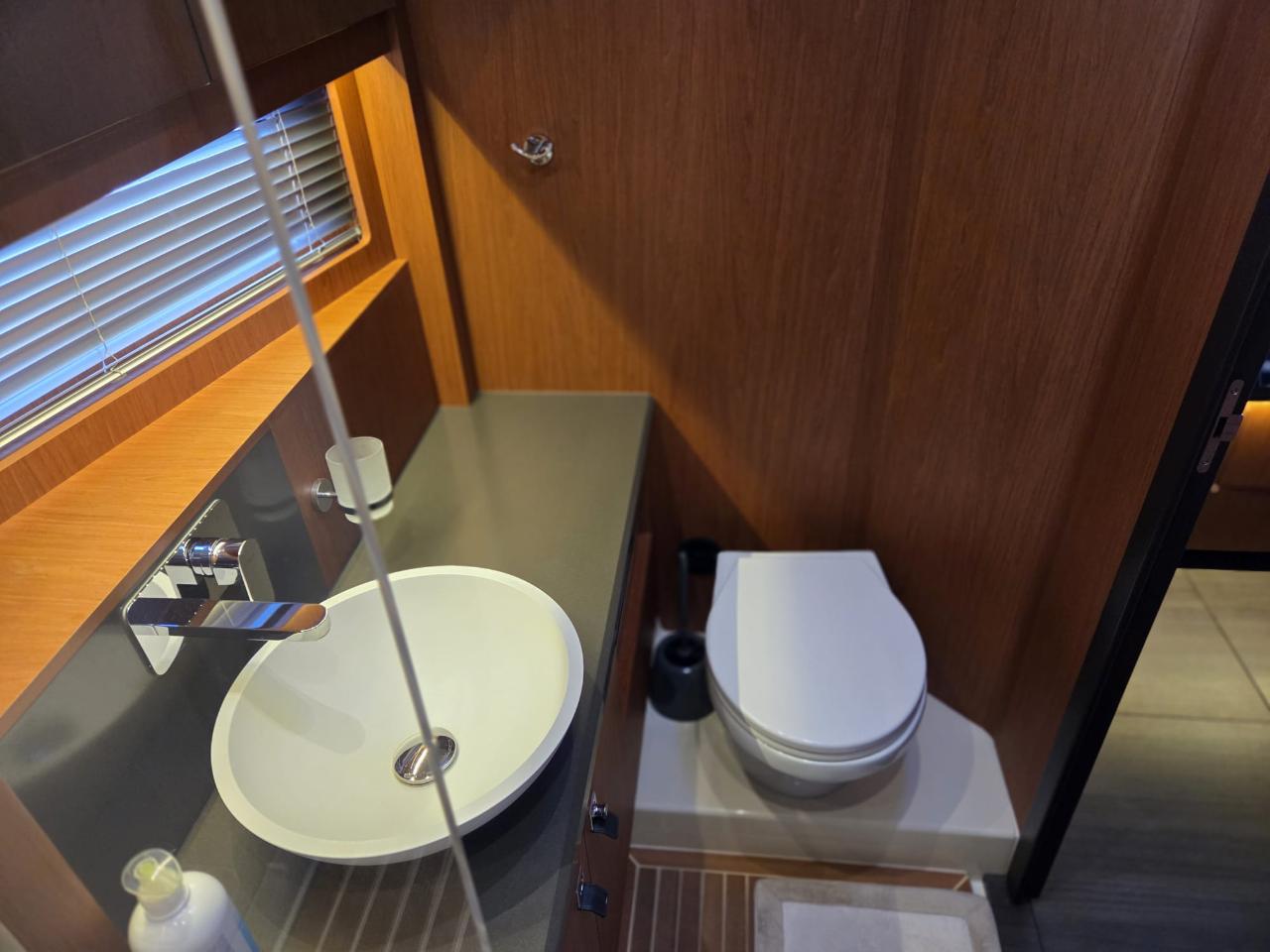 Najam Oceanis Yacht 62 - 3 + 1 "Olga V" u destinaciji Kaštela | Nautilus - Slika 4