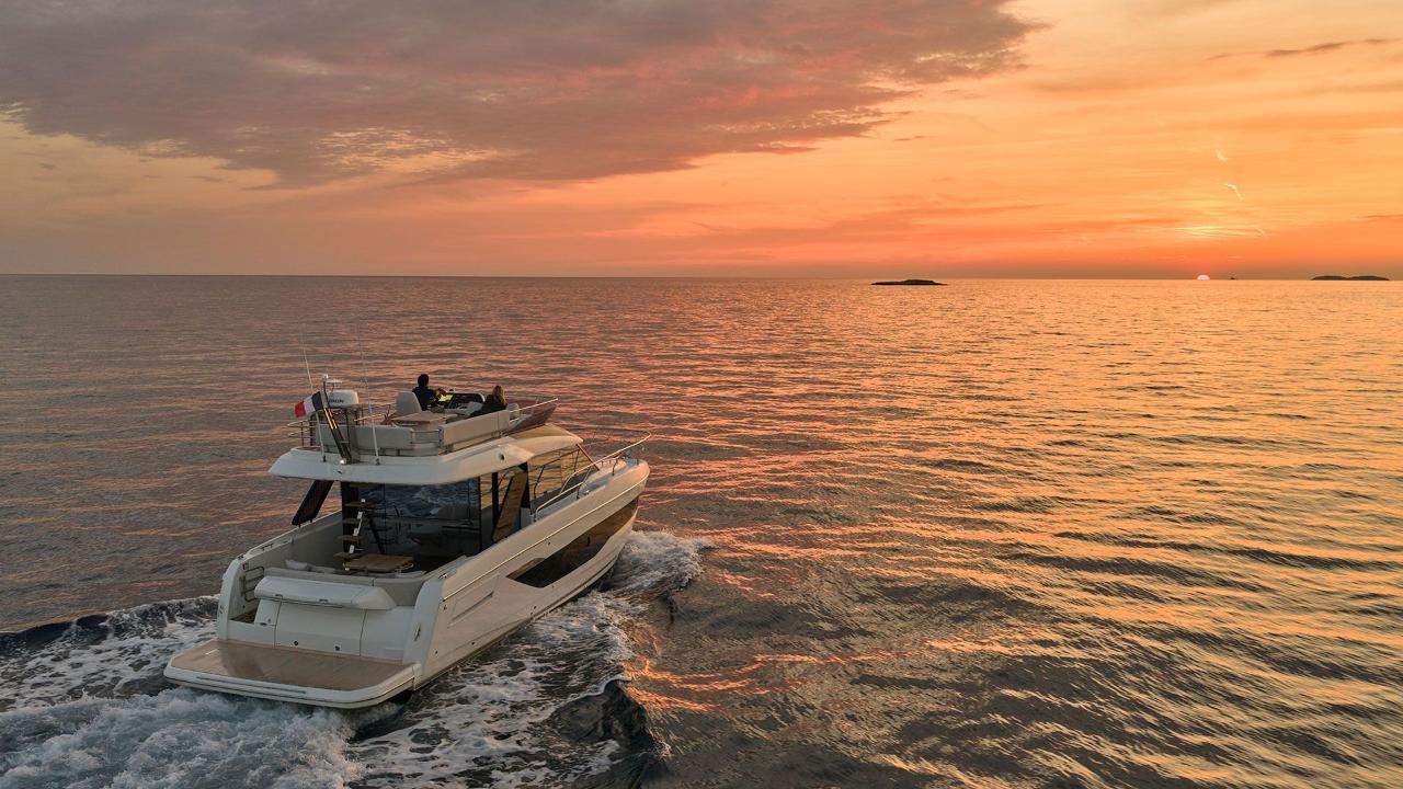 Najam Prestige F4.3 "Mr. 77" u destinaciji Kaštela | Nautilus - Slika 4