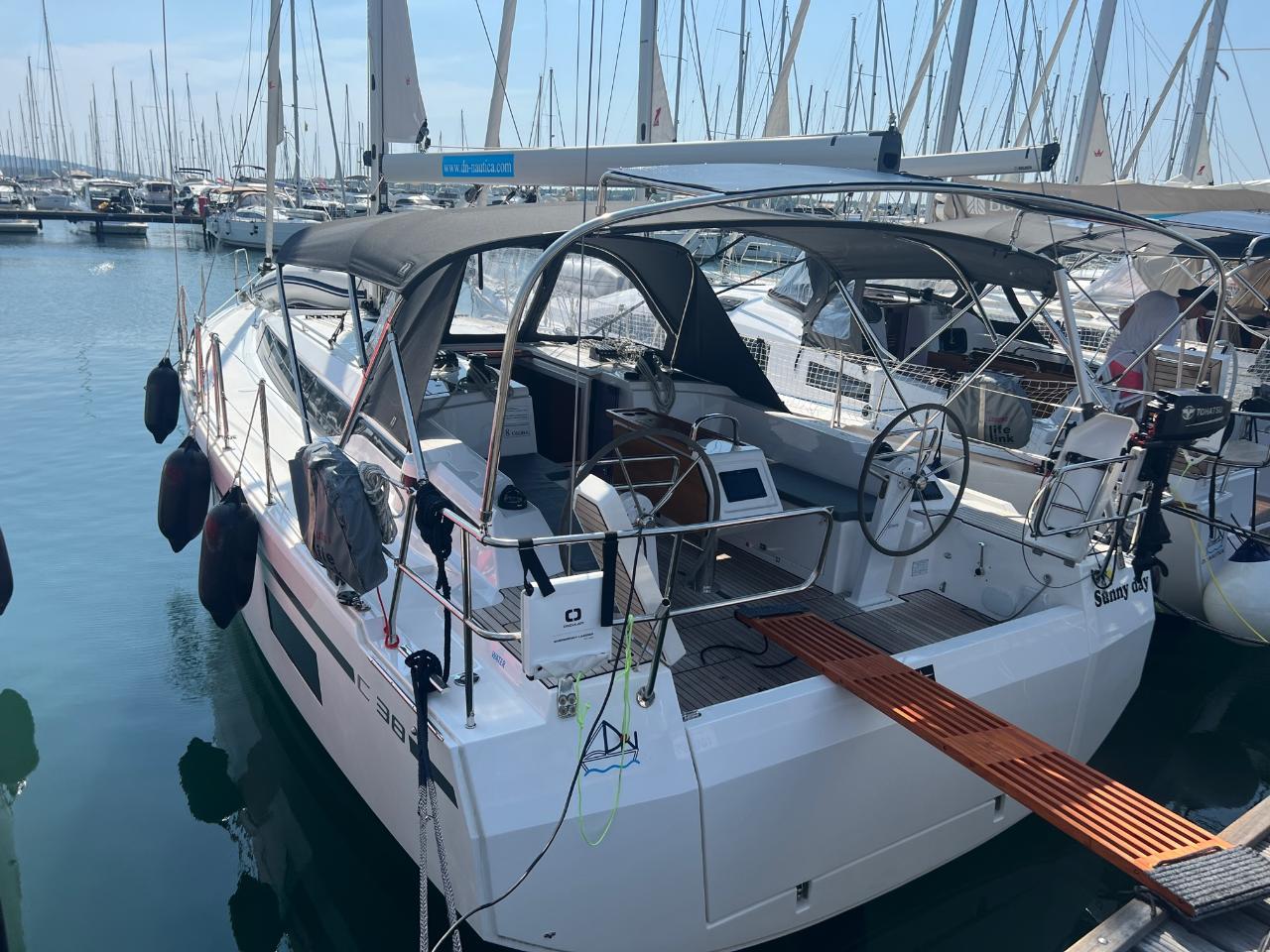 Najam Bavaria C38 "Sunny Day" u destinaciji Punat | Nautilus - Slika 4