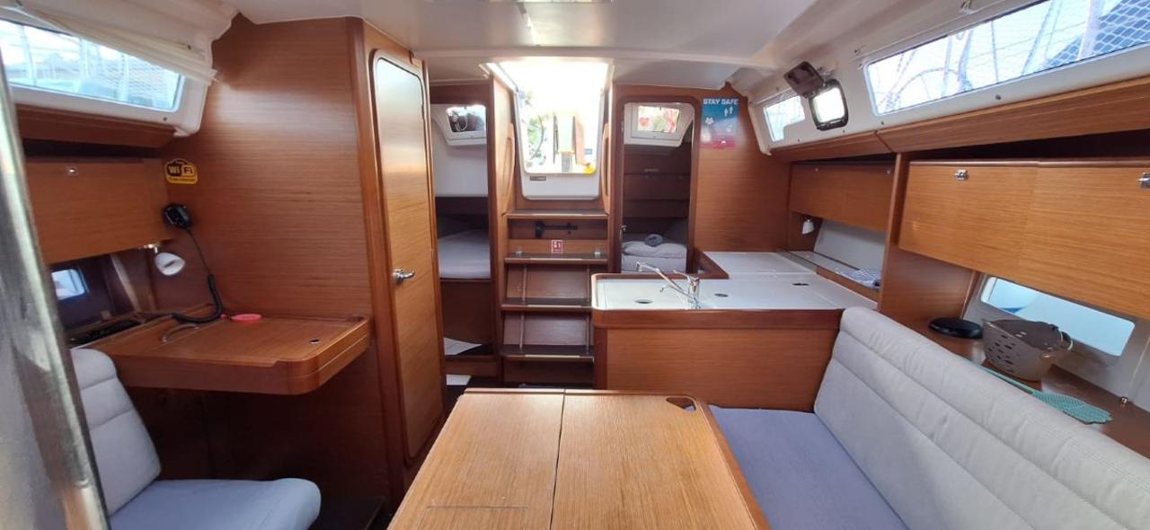 Najam Dufour 360 GL - 3 cab. "Sileb" u destinaciji Trogir | Nautilus - Slika 3