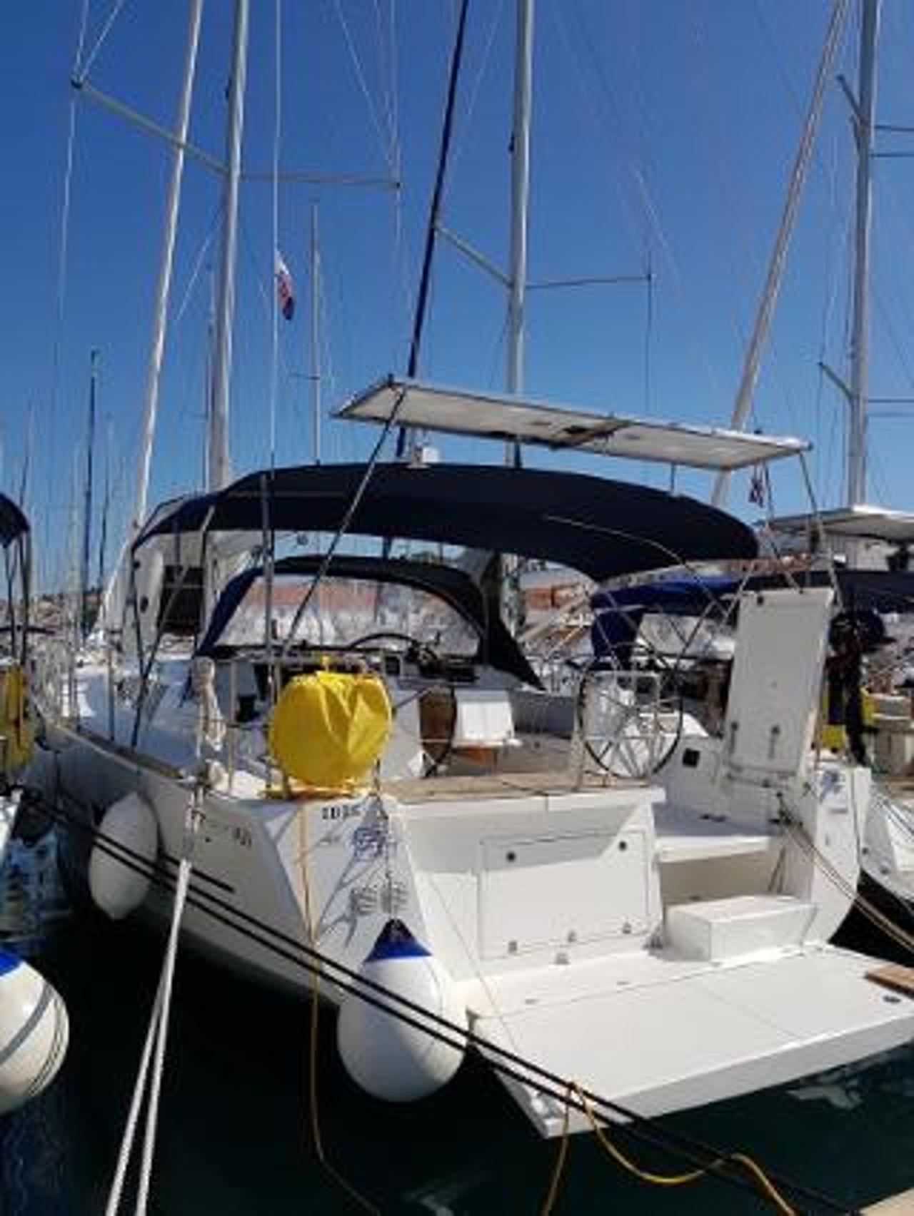 Najam Dufour 460 GL - 5 cab. "Ibis" u destinaciji Trogir | Nautilus - Slika 3