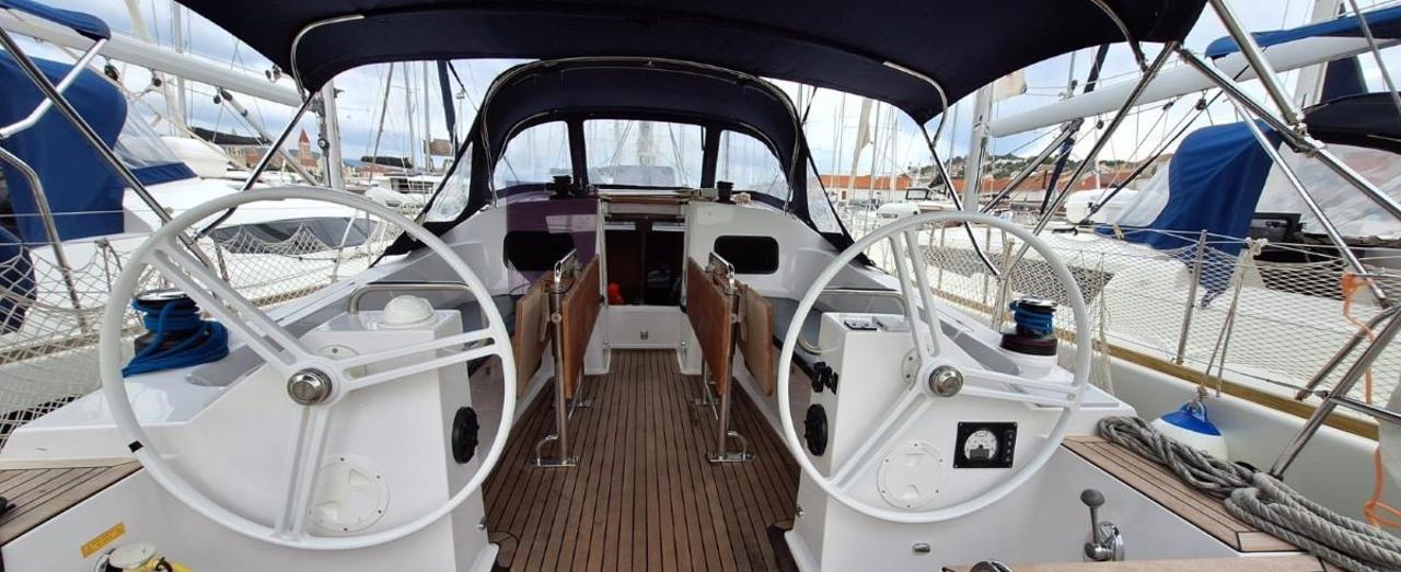 Charter Elan Impression 45.1 "Zeba" in Trogir | Nautilus - Slika 4