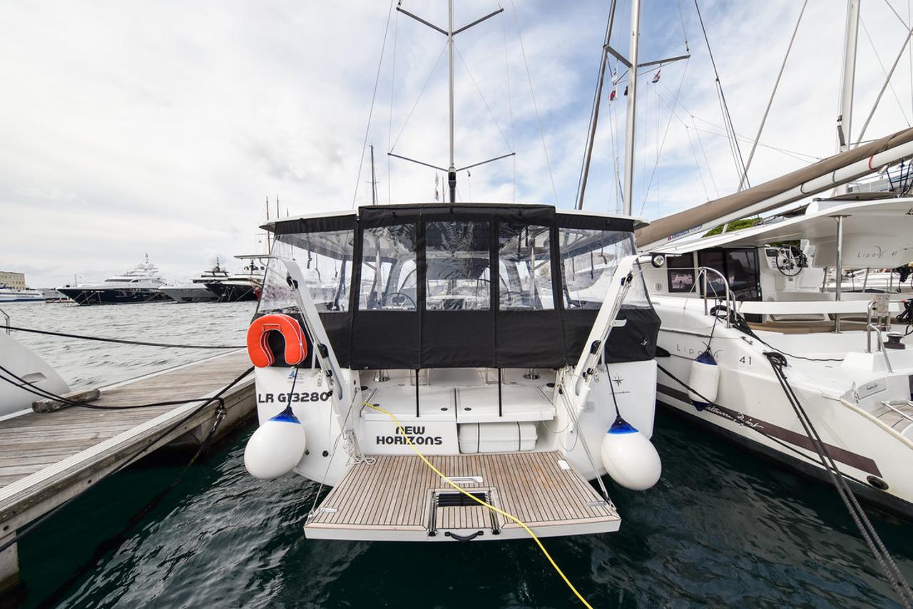 Charter Sun Loft 47 - 6 + 1 cab. "New Horizons" in Zadar | Nautilus - Slika 4