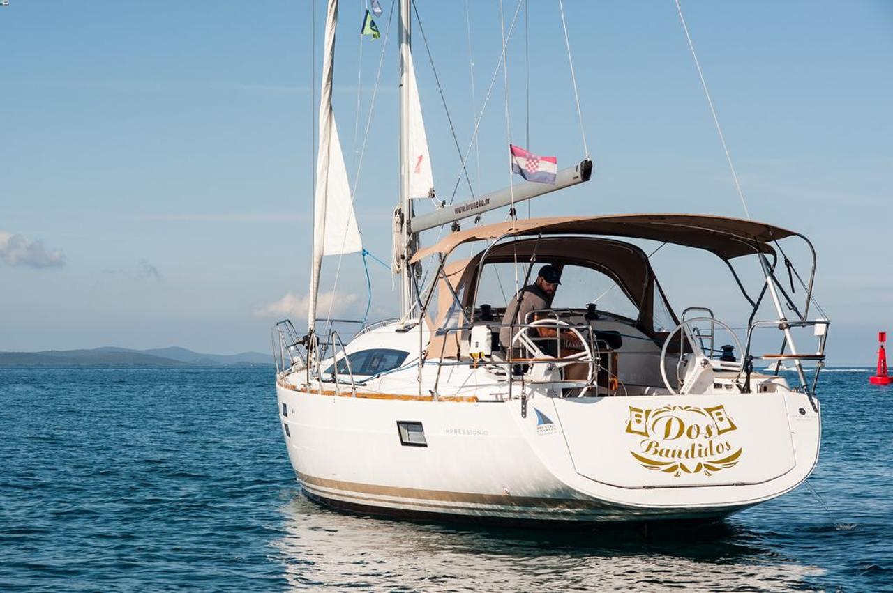 Najam Elan Impression 40 "Dos Bandidos" u destinaciji Zadar | Nautilus - Slika 3