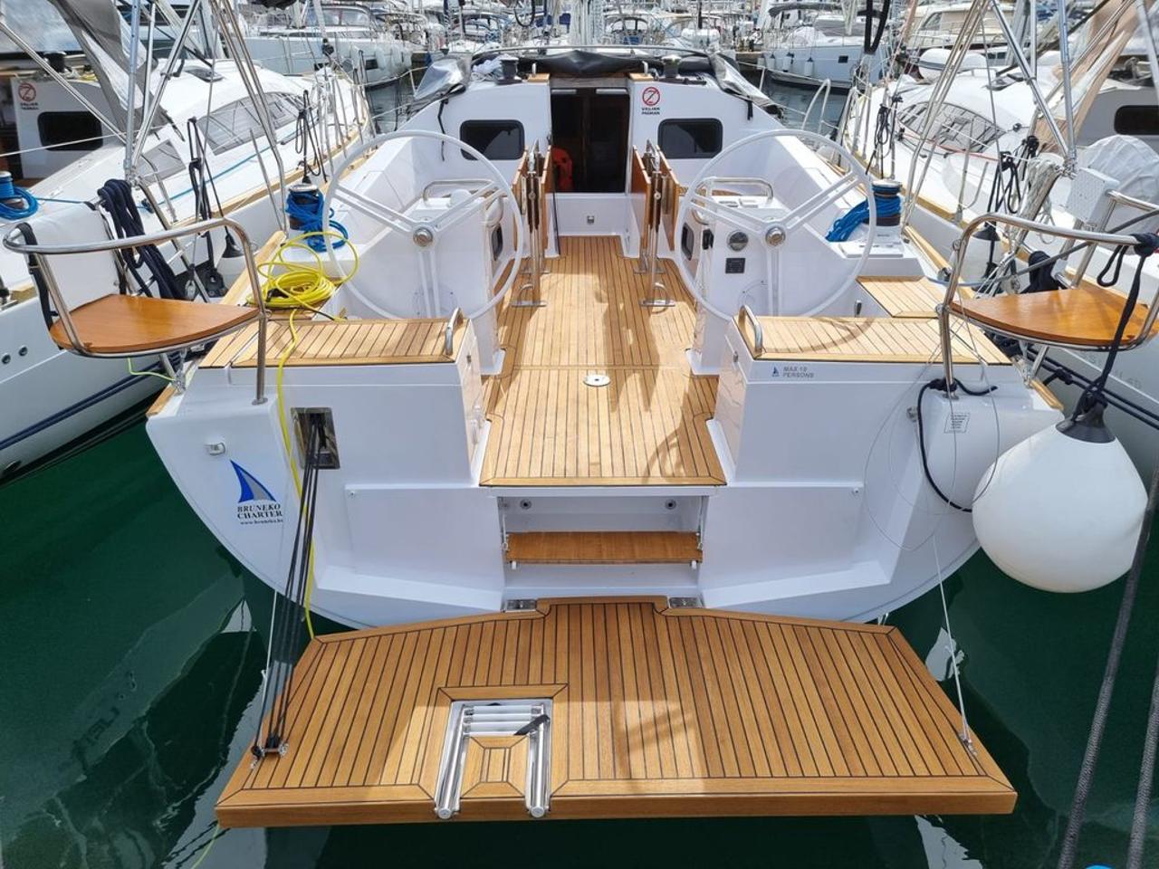 Najam Elan Impression 45.1 "Linea Uno" u destinaciji Zadar | Nautilus - Slika 3